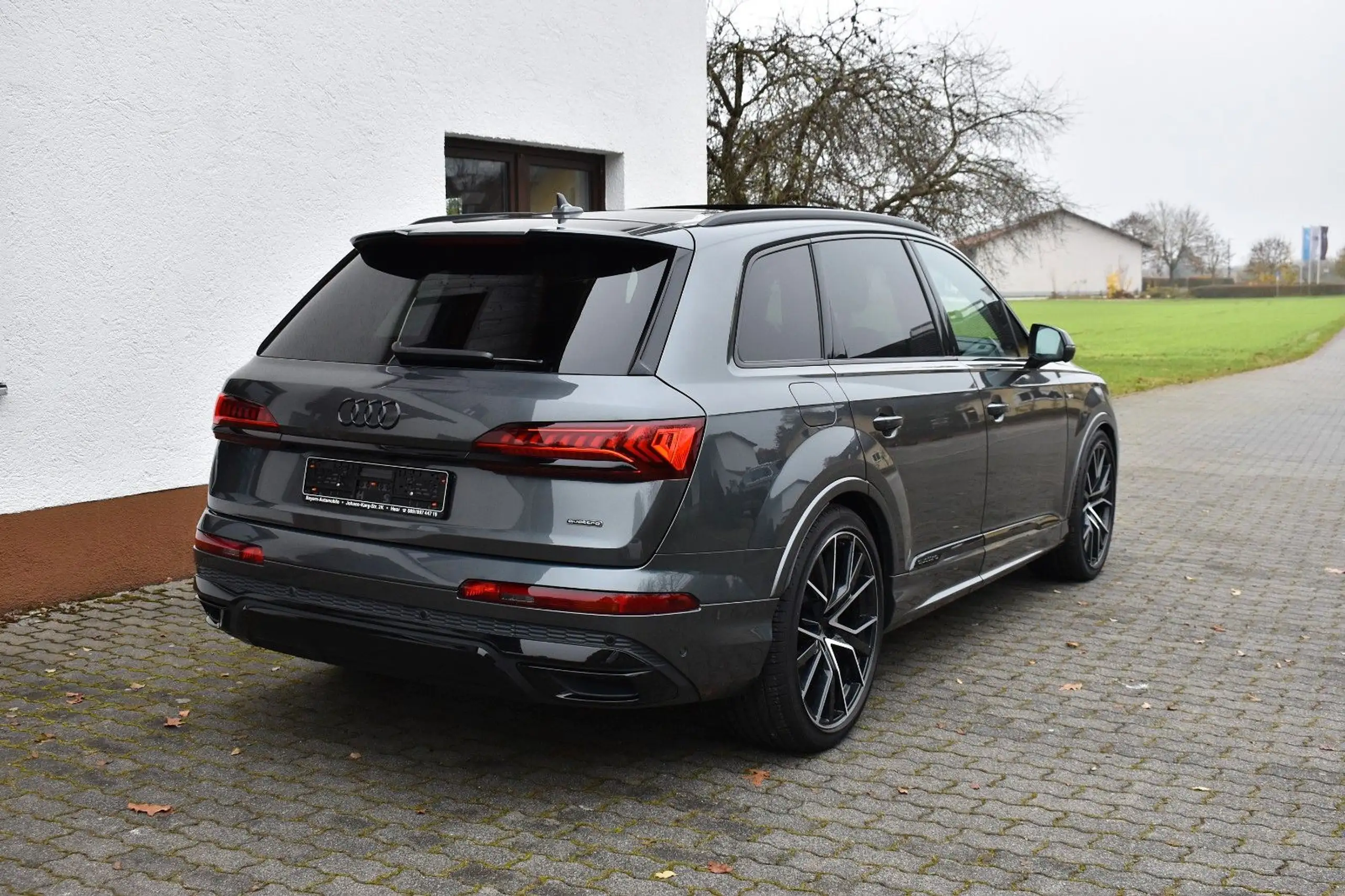 Audi - Q7