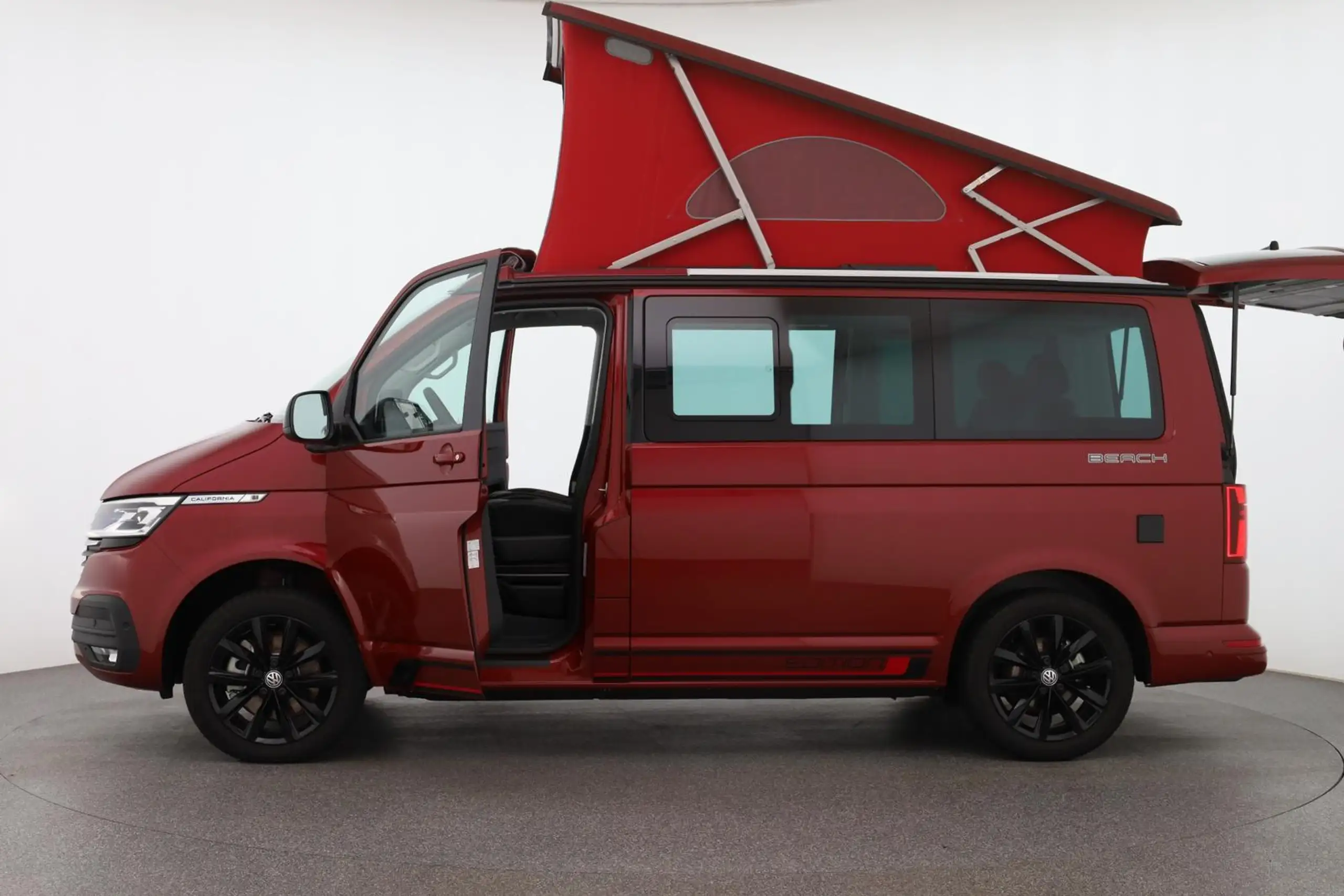 Volkswagen - T6.1 California