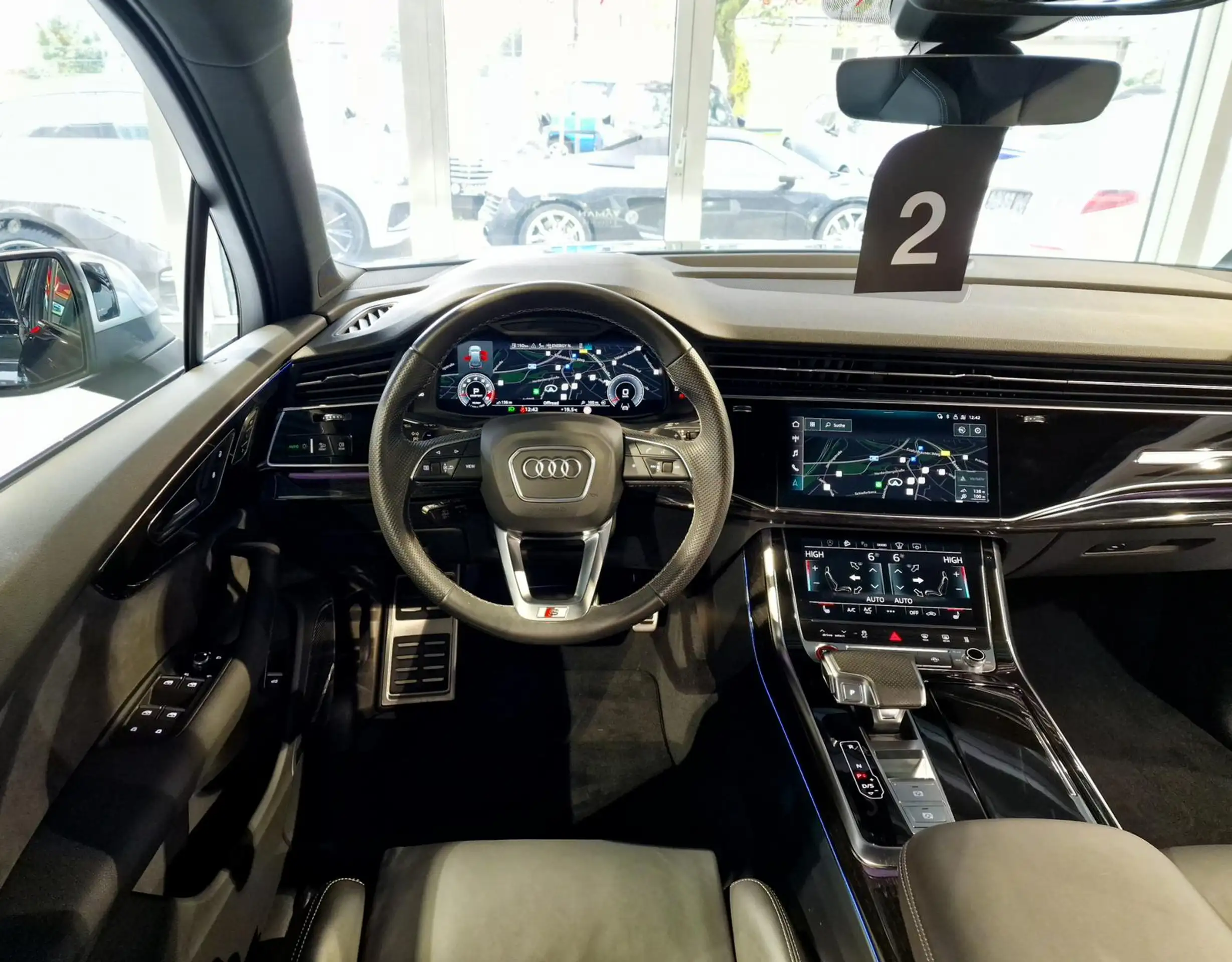 Audi - SQ7