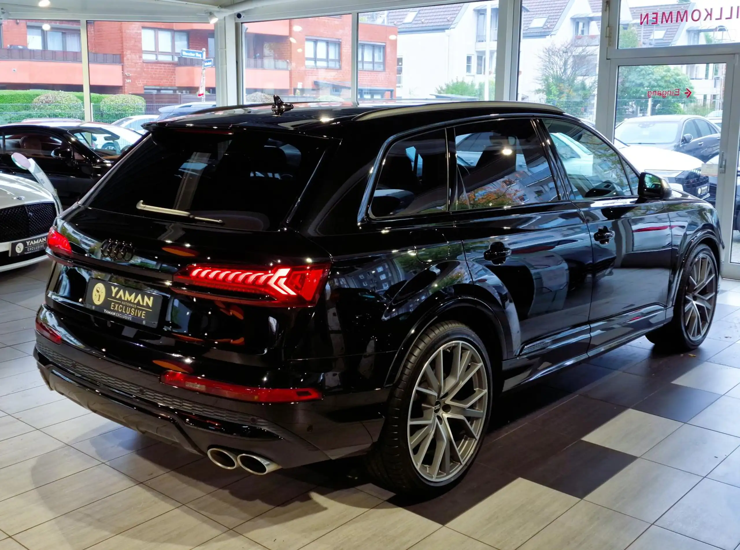 Audi - SQ7