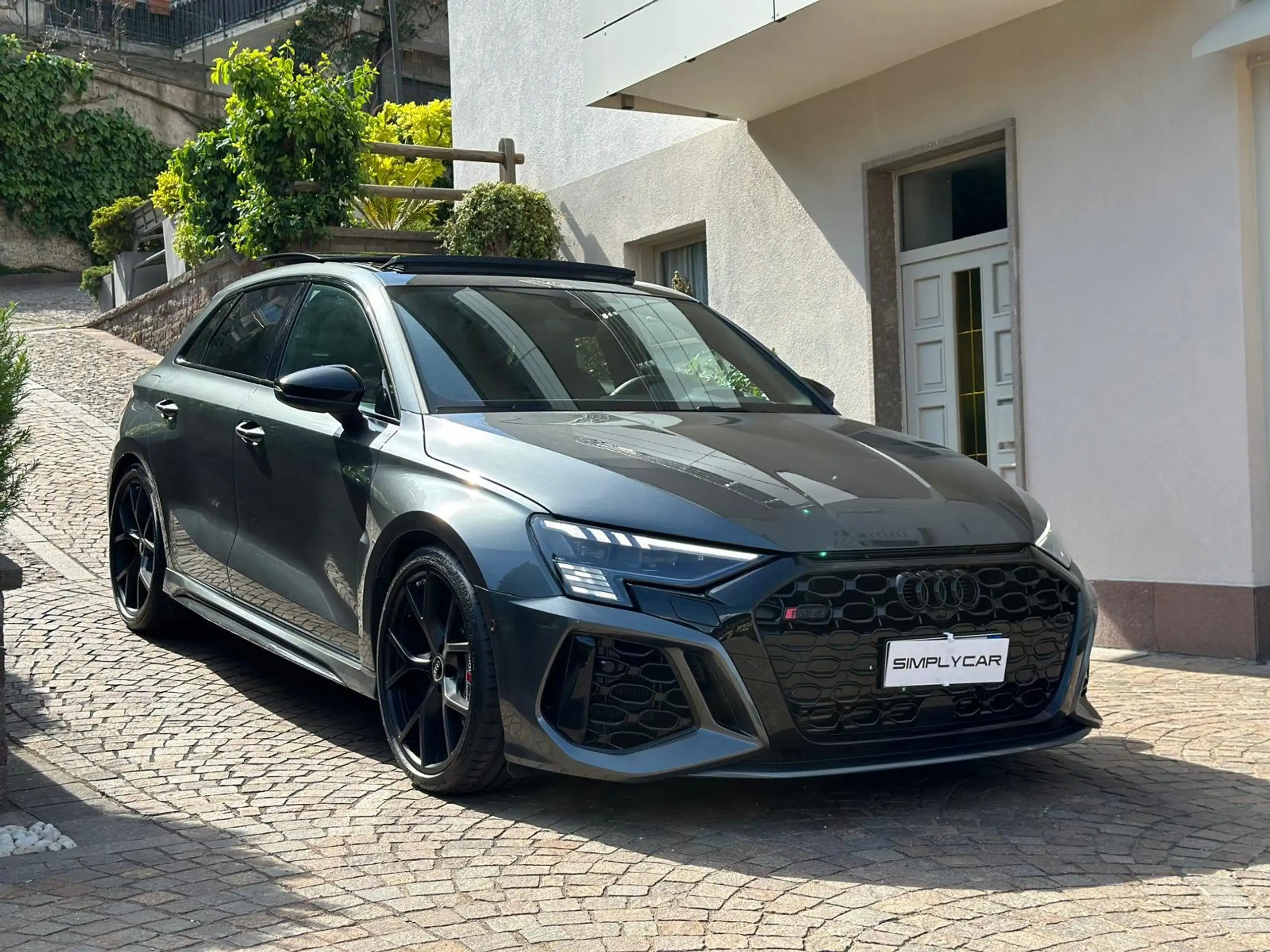 Audi - RS3