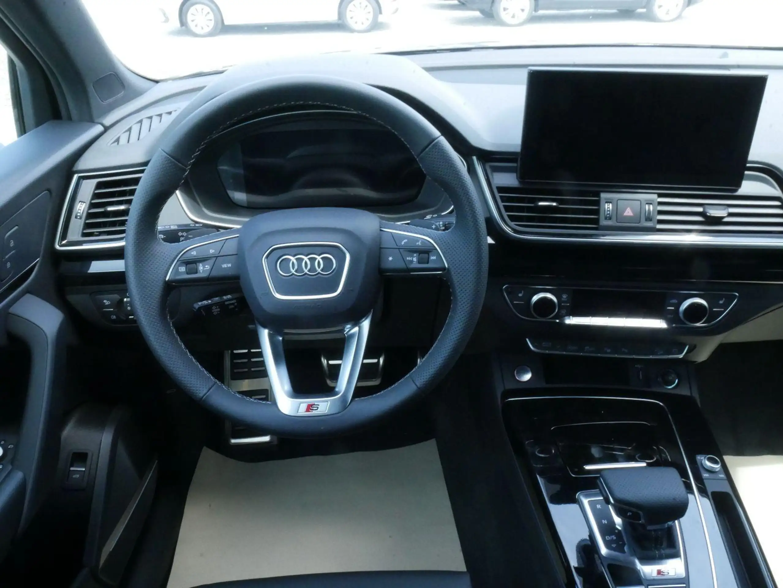 Audi - SQ5