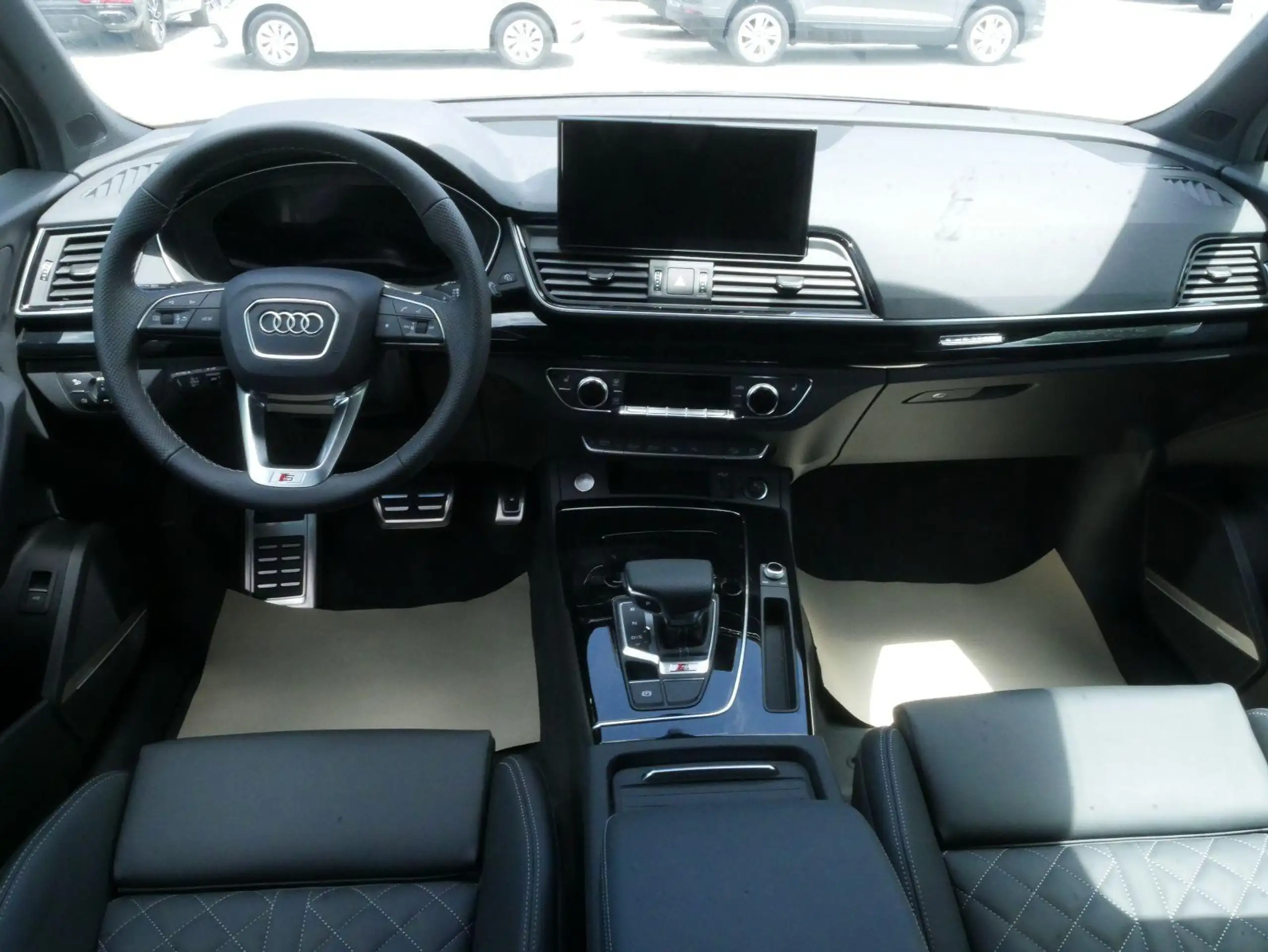 Audi - SQ5