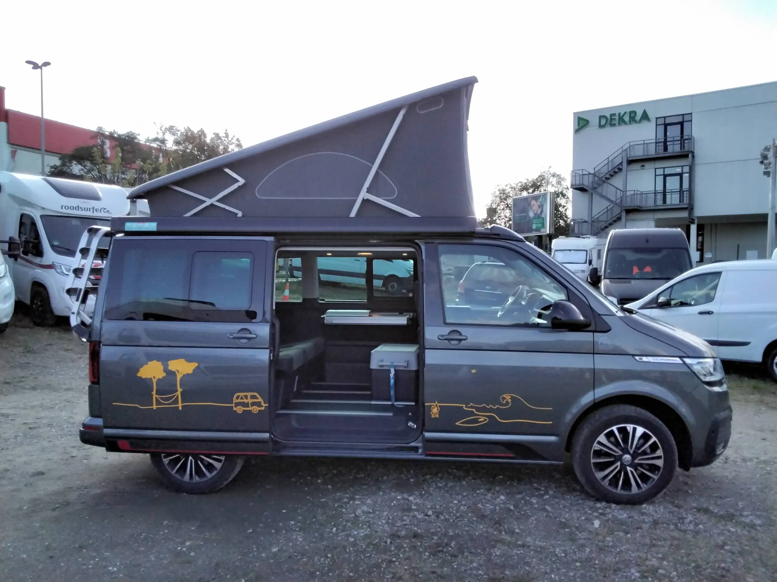 Volkswagen - T6 California