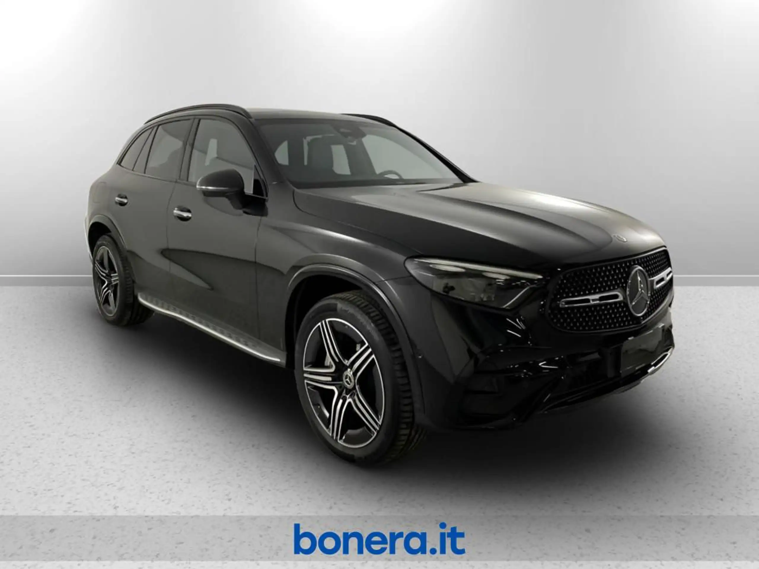 Mercedes-Benz - GLC 300