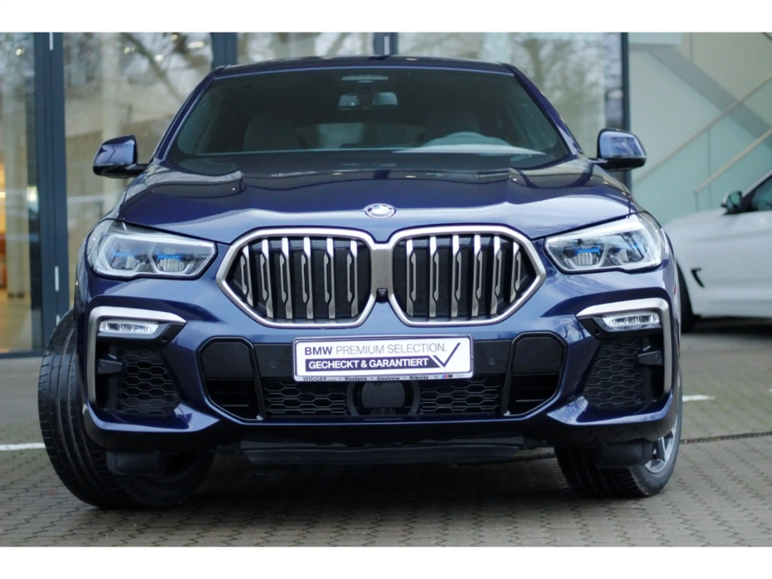 BMW - X6