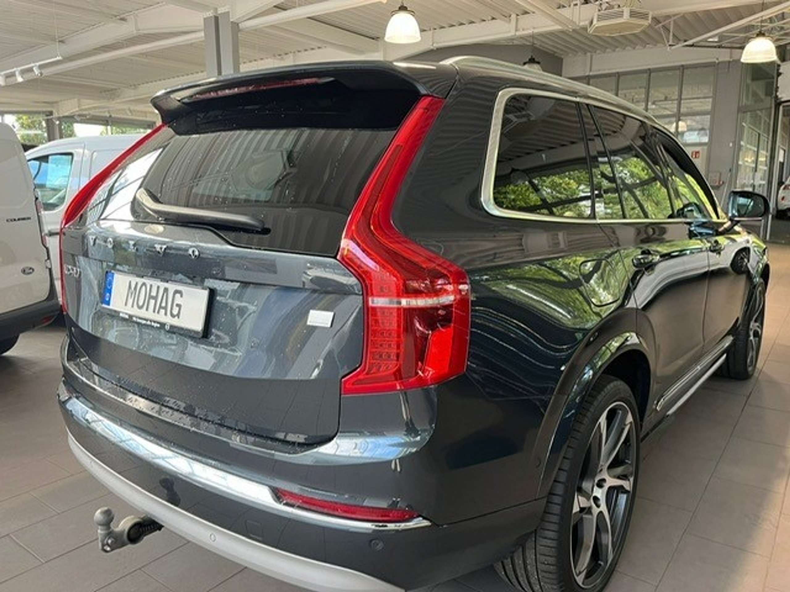 Volvo - XC90