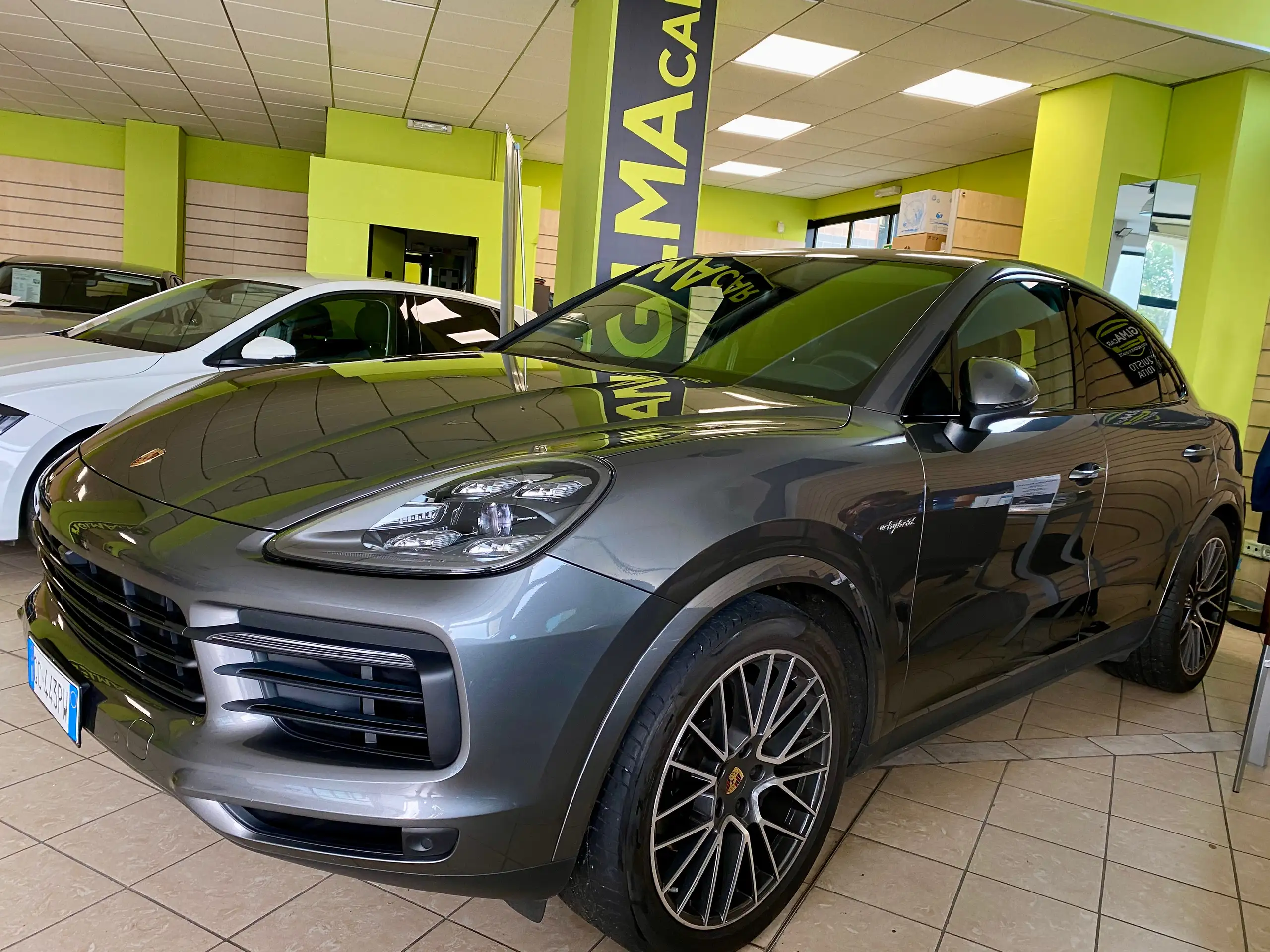 Porsche - Cayenne