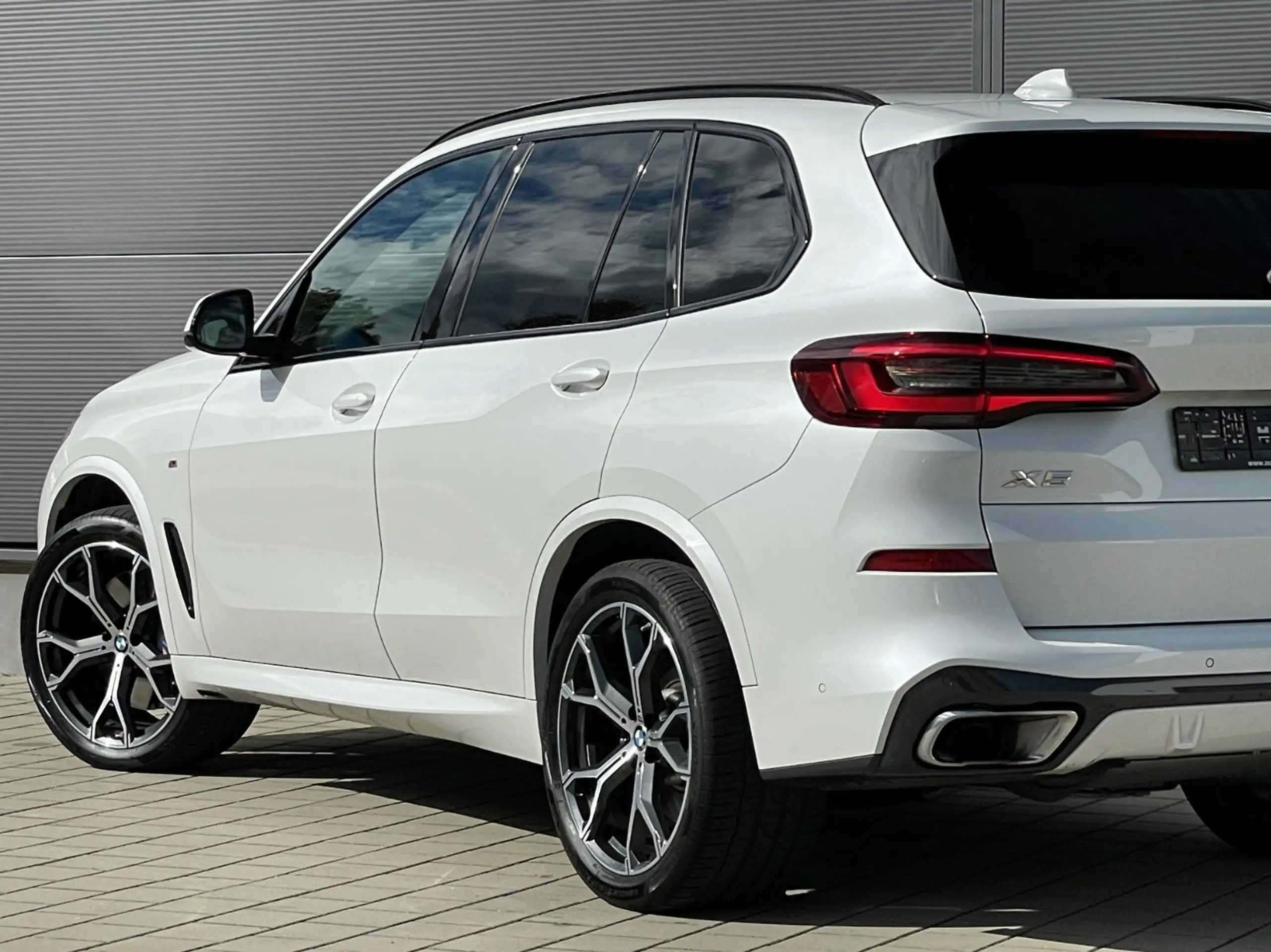 BMW - X5