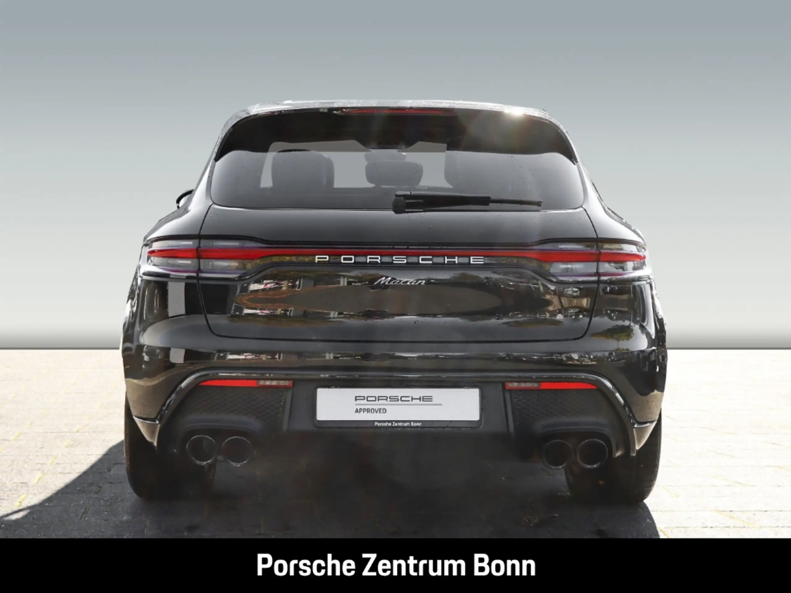 Porsche - Macan