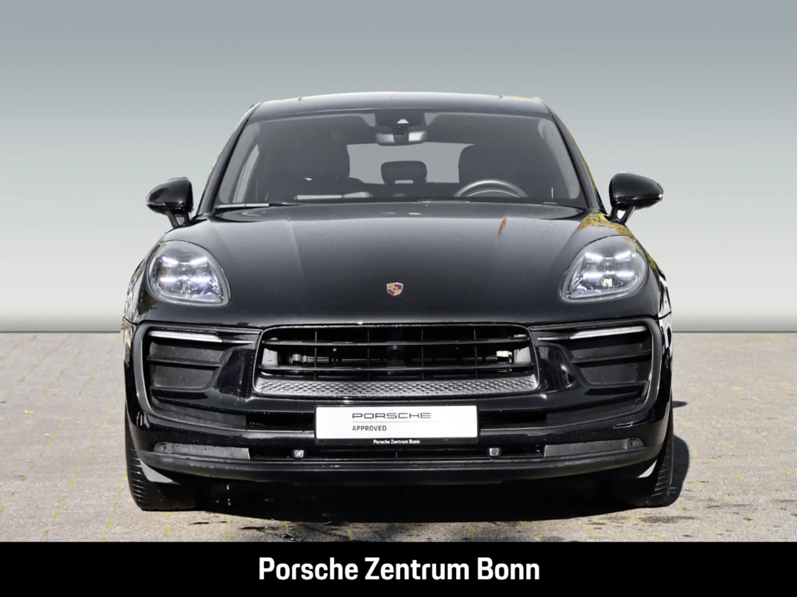 Porsche - Macan