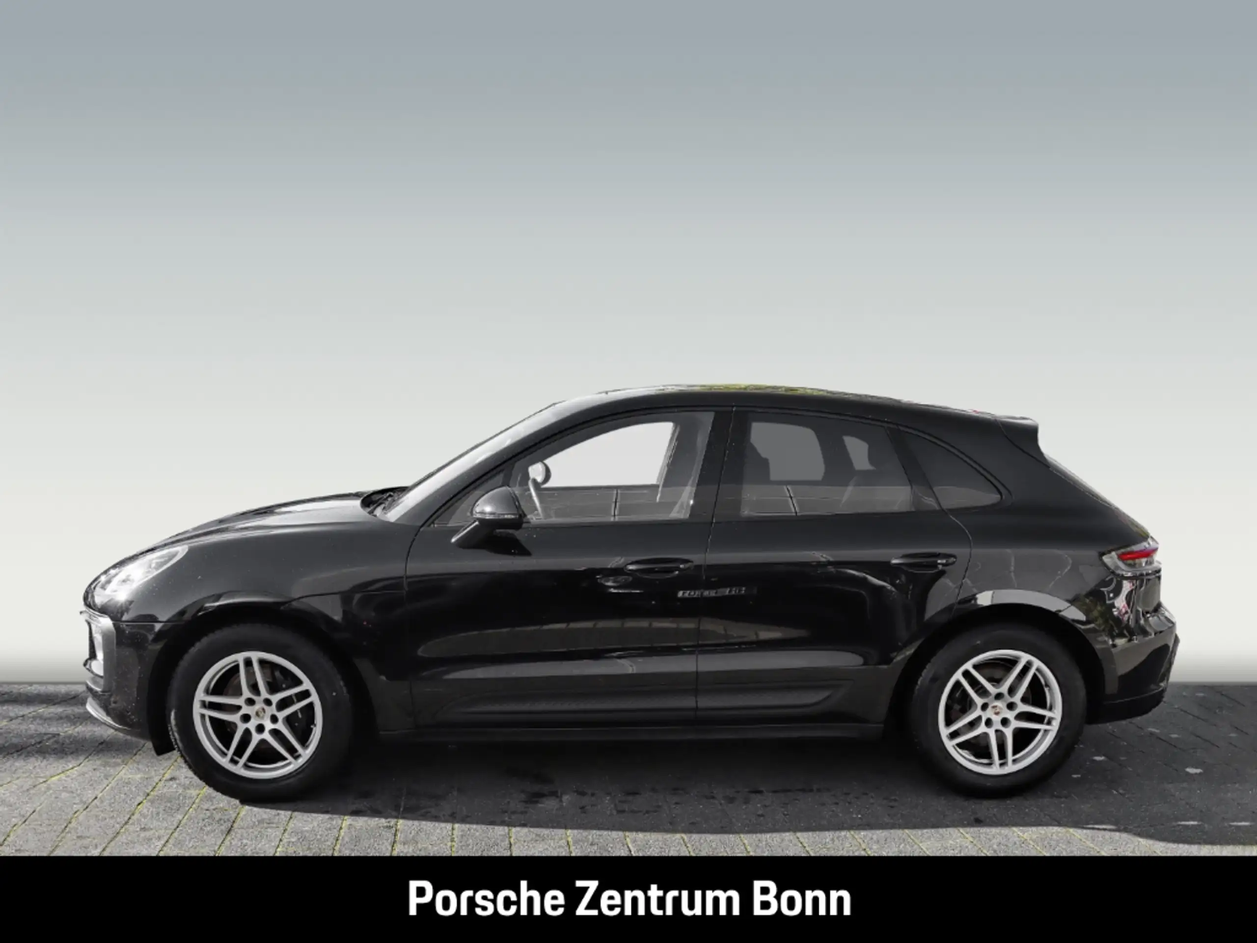 Porsche - Macan