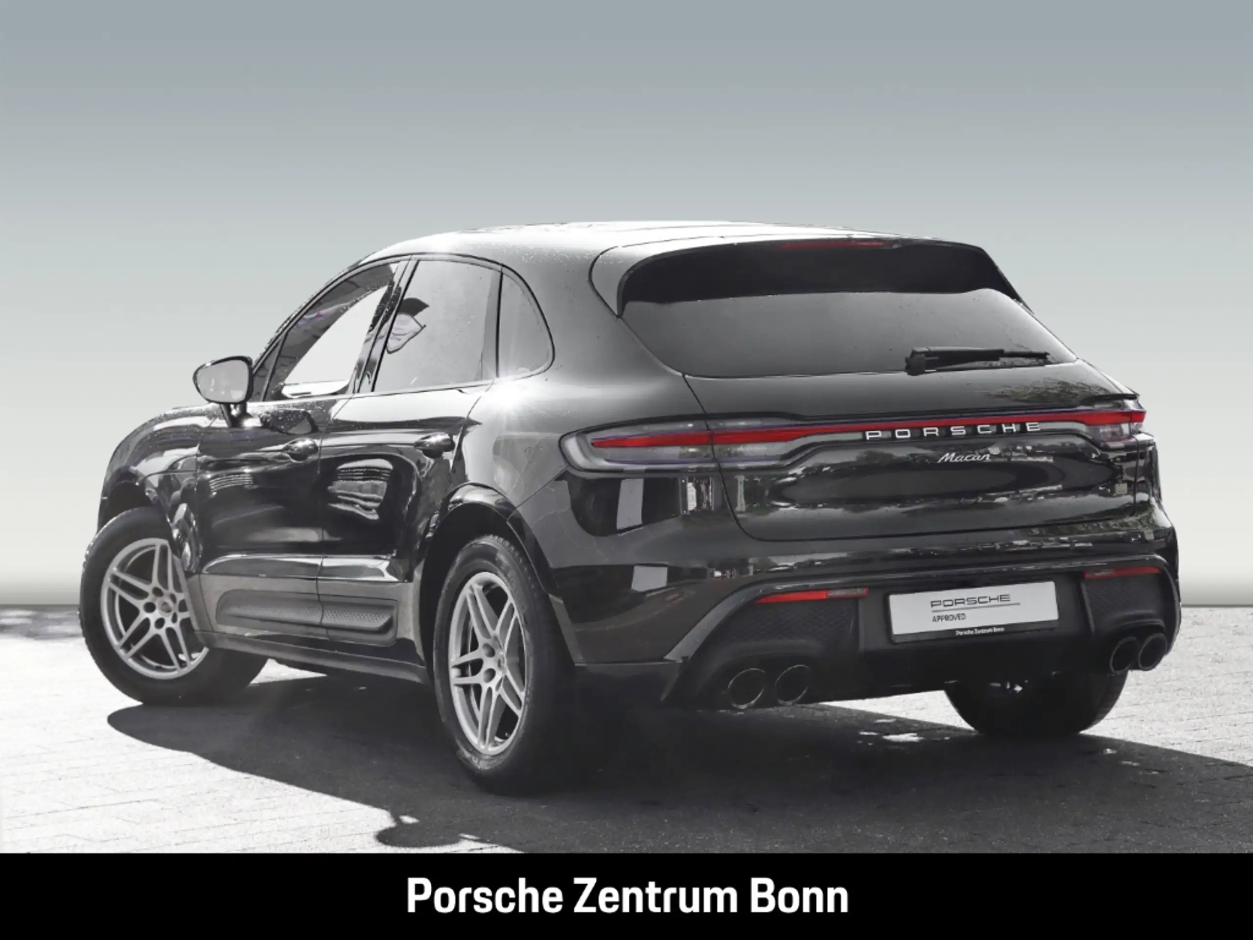 Porsche - Macan