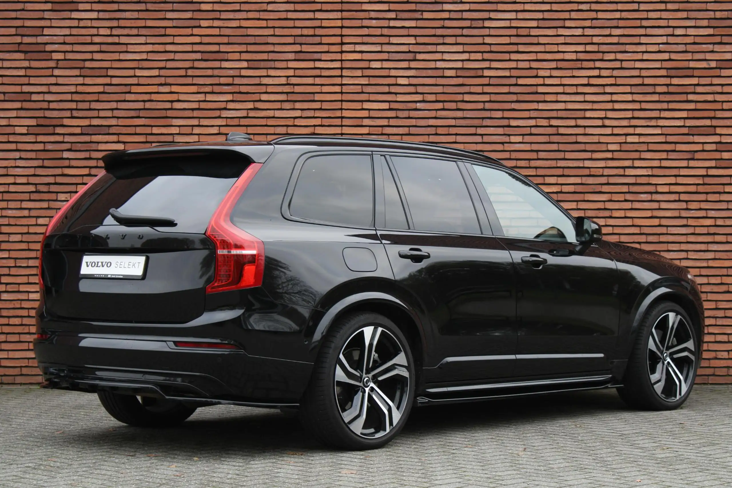 Volvo - XC90