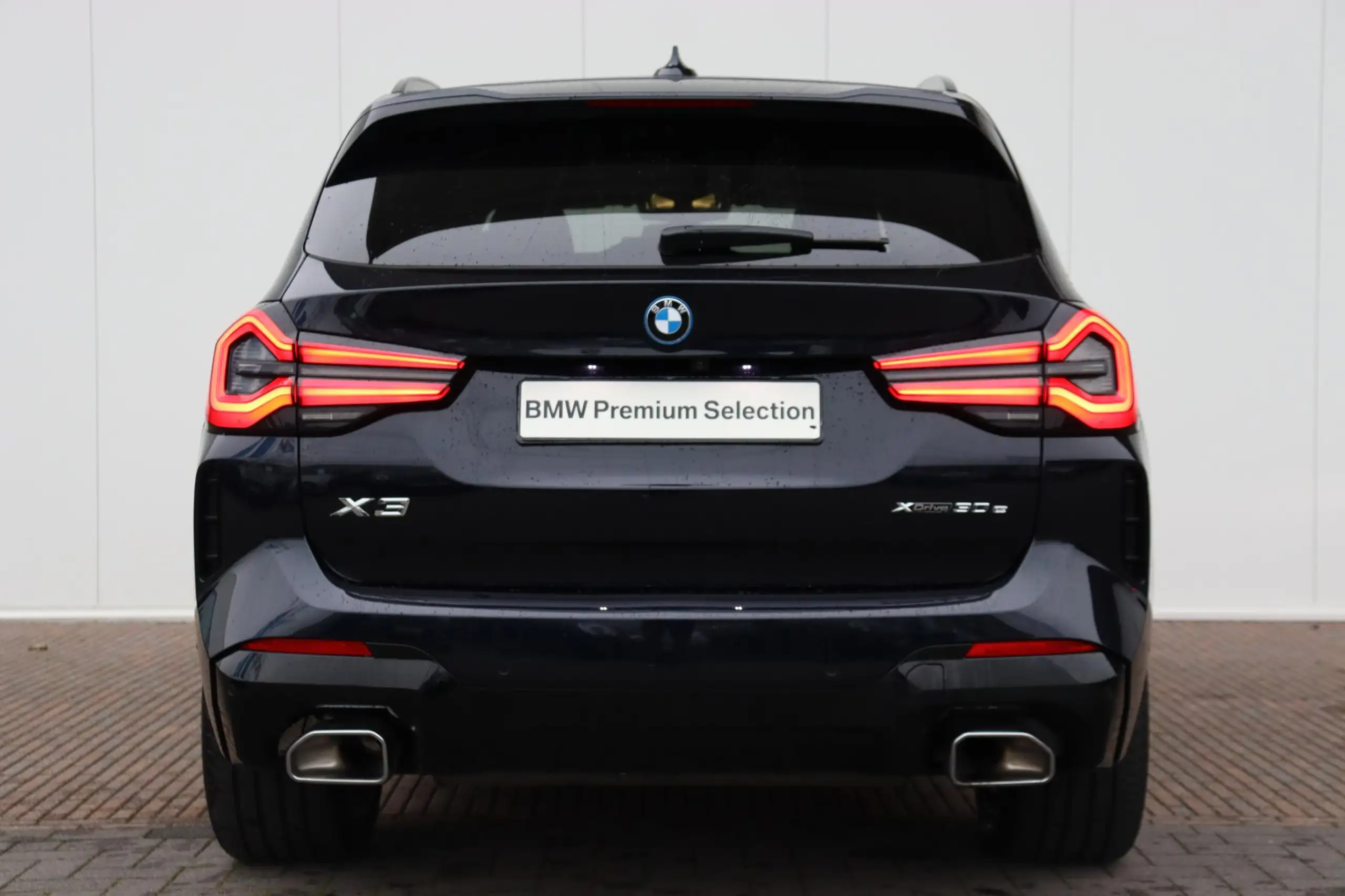 BMW - X3