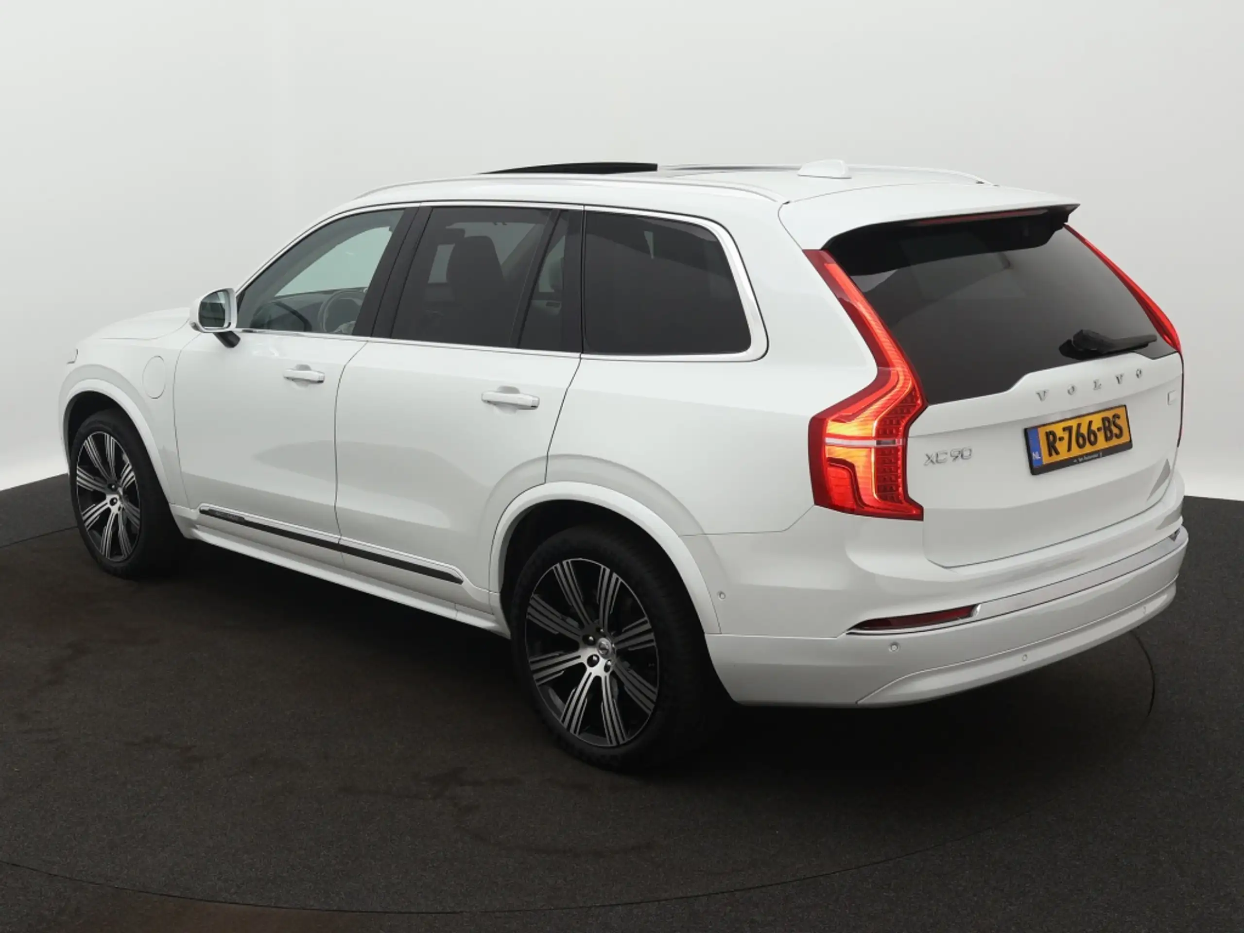 Volvo - XC90