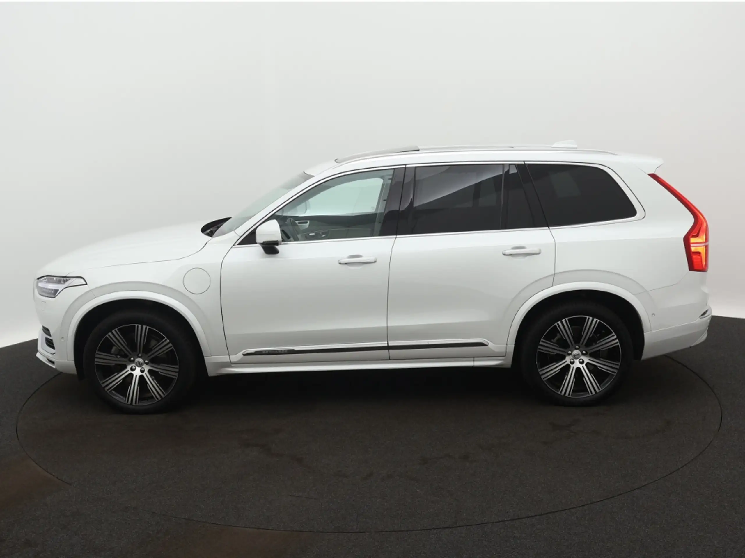 Volvo - XC90