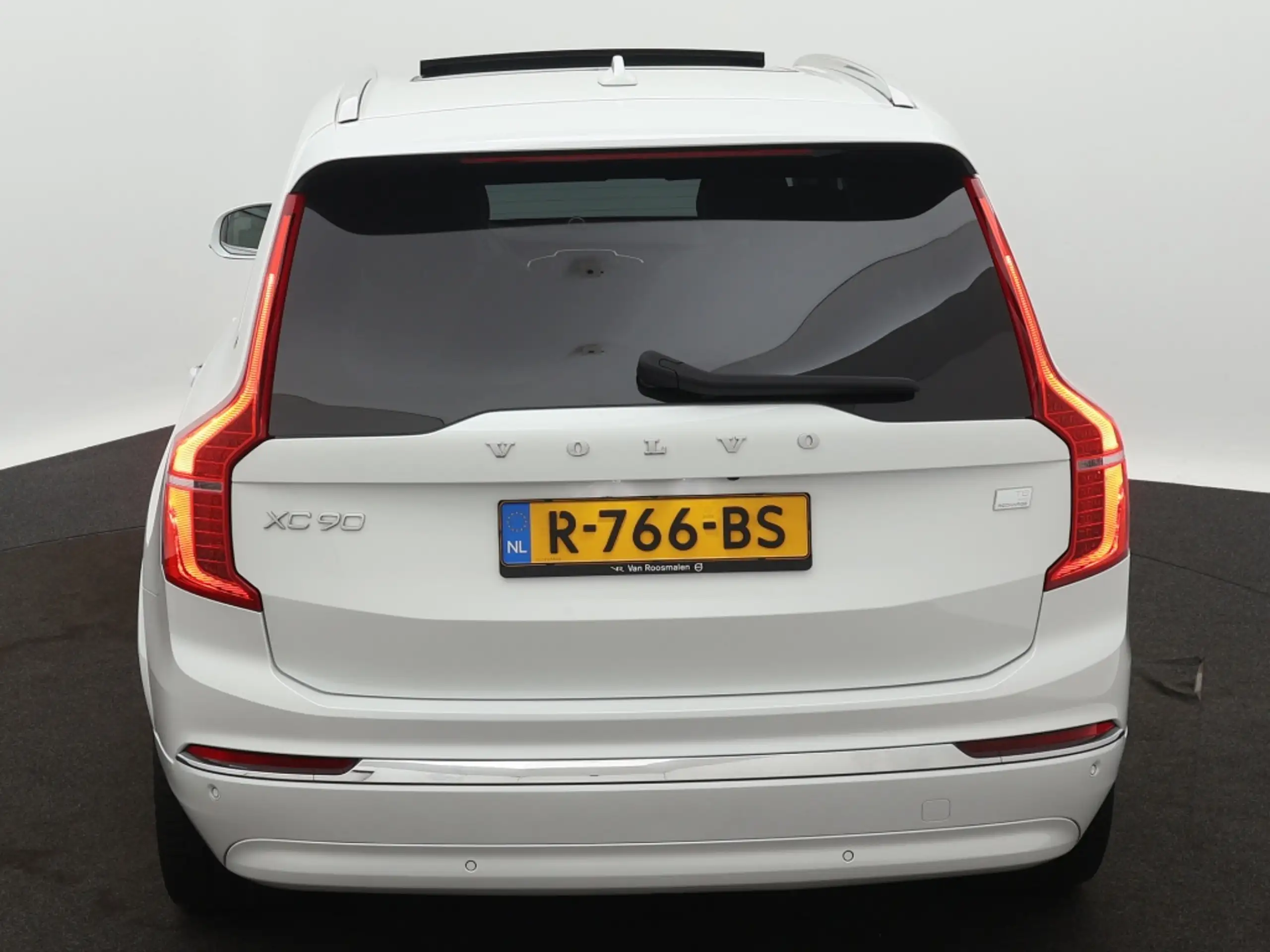 Volvo - XC90