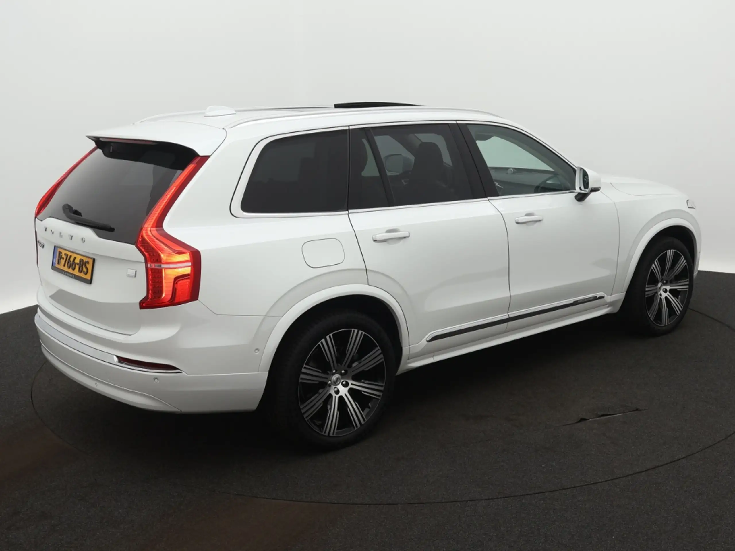 Volvo - XC90