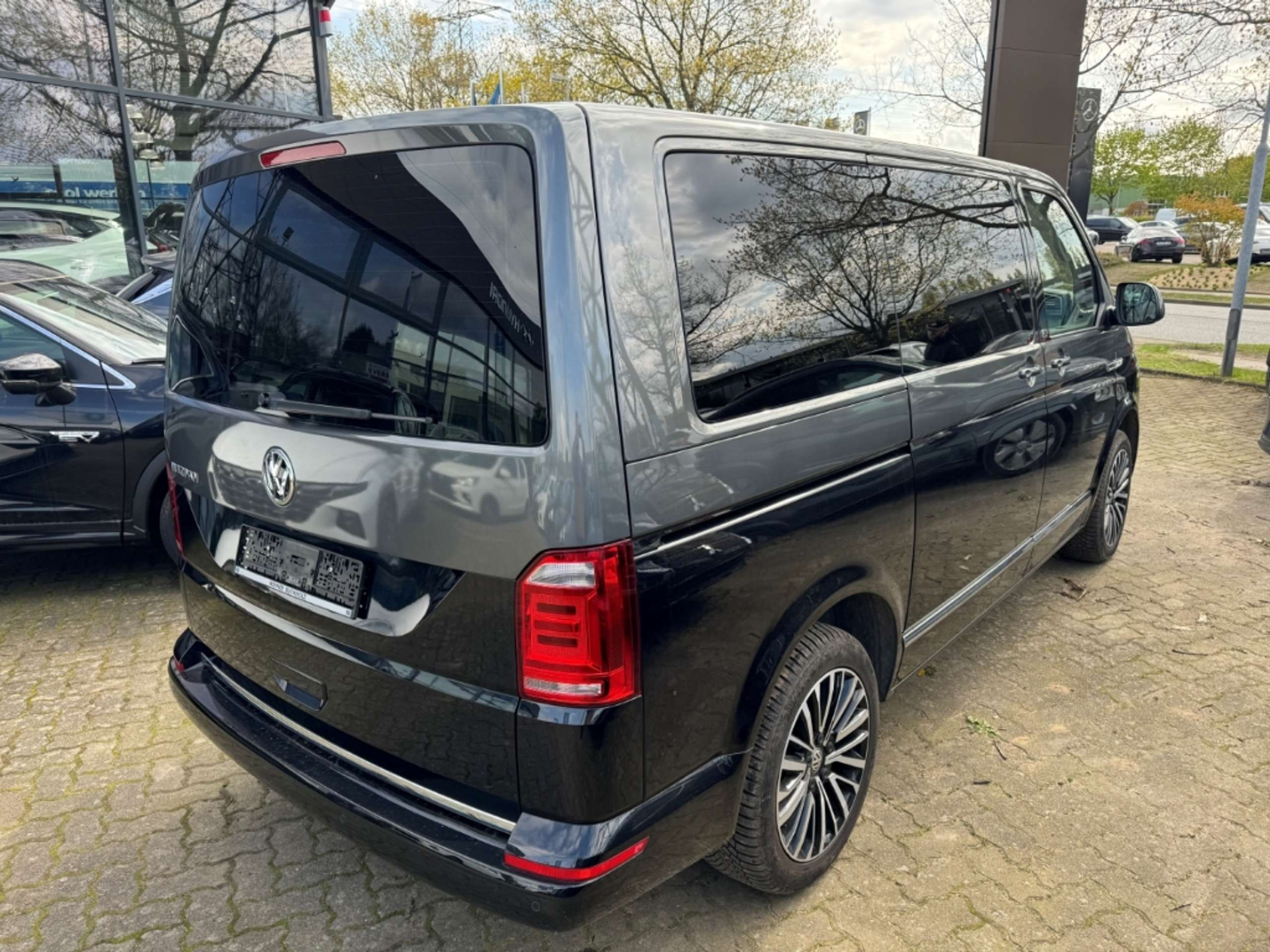 Volkswagen - Transporter