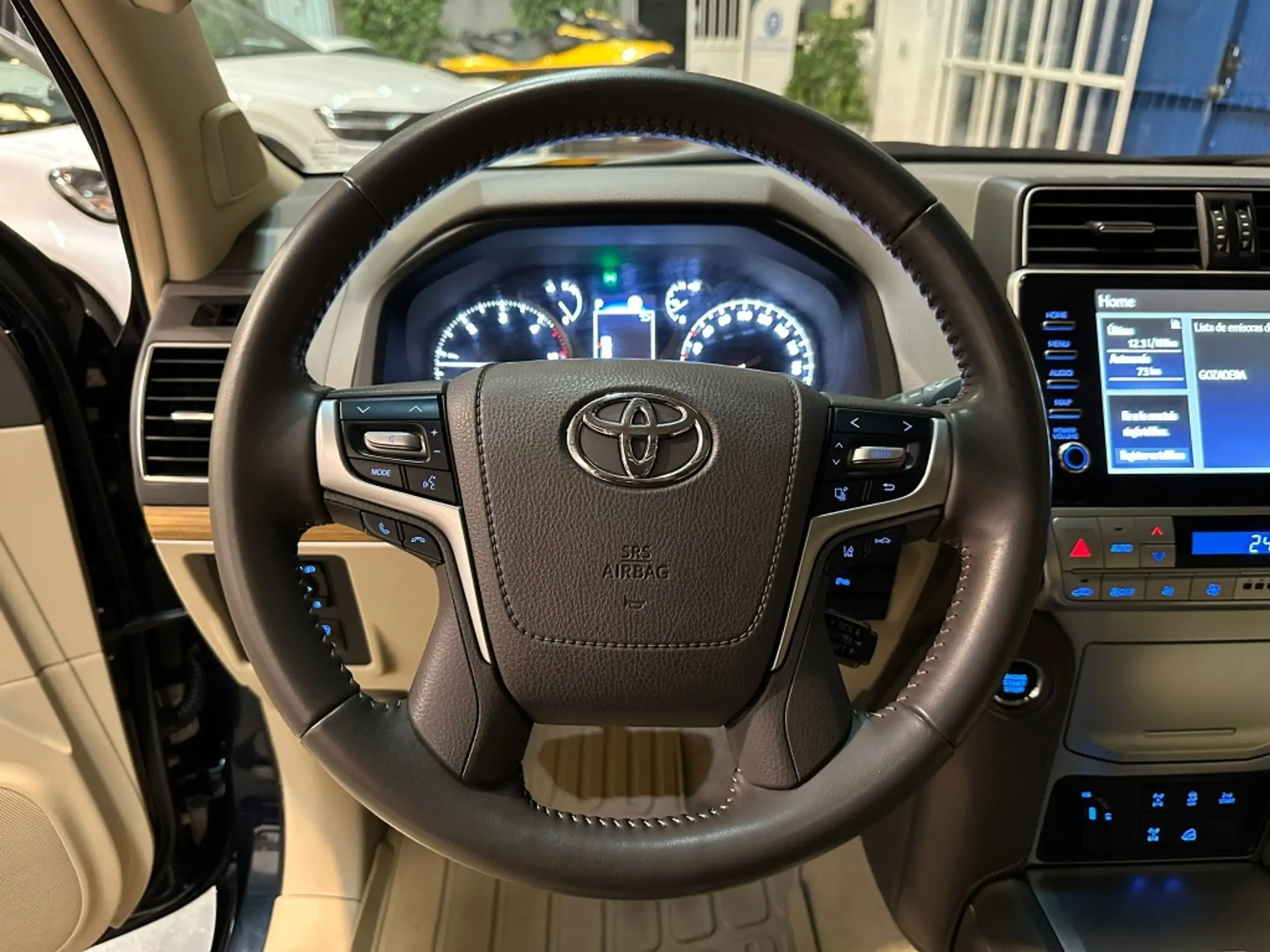 Toyota - Land Cruiser