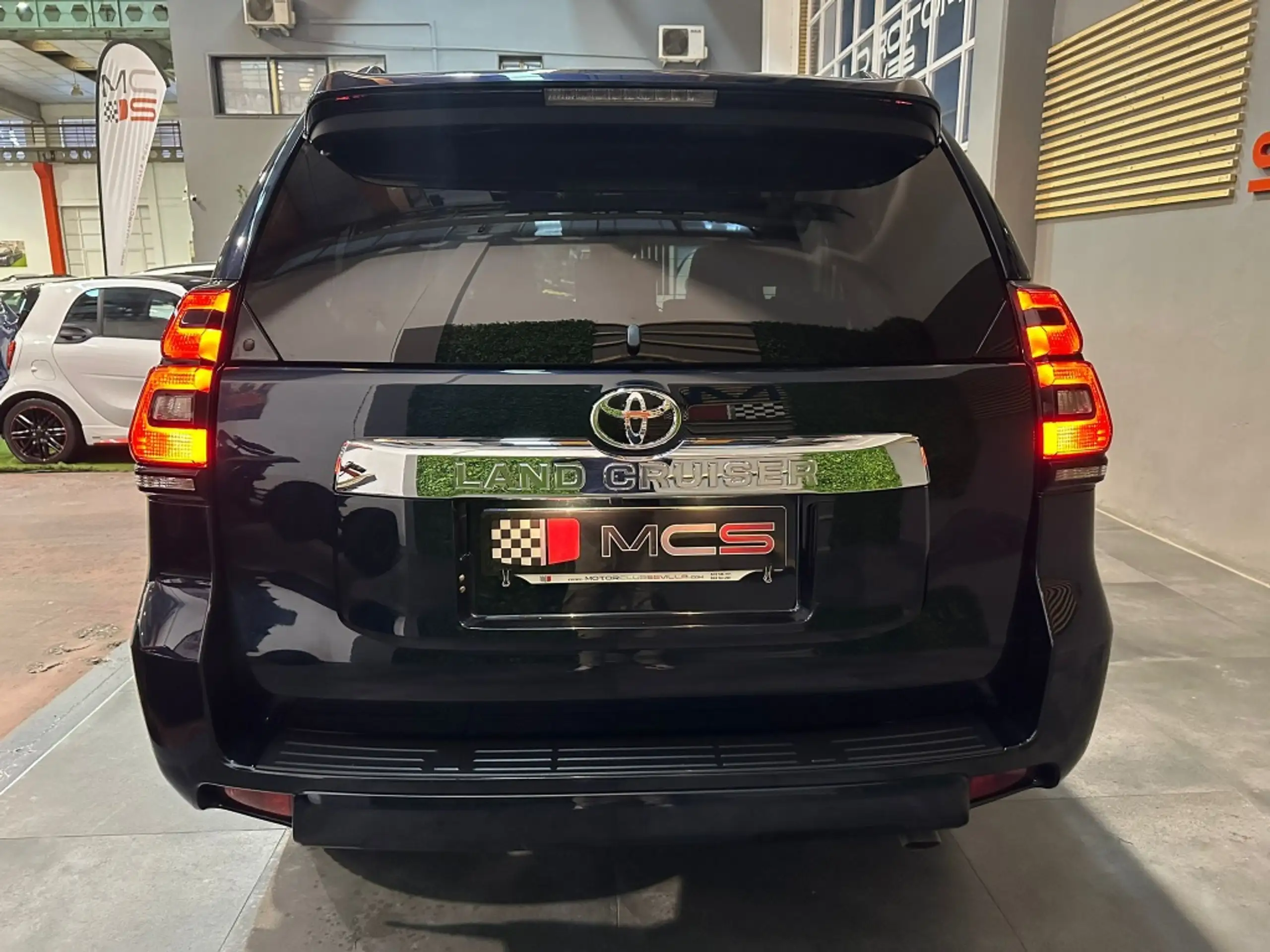 Toyota - Land Cruiser