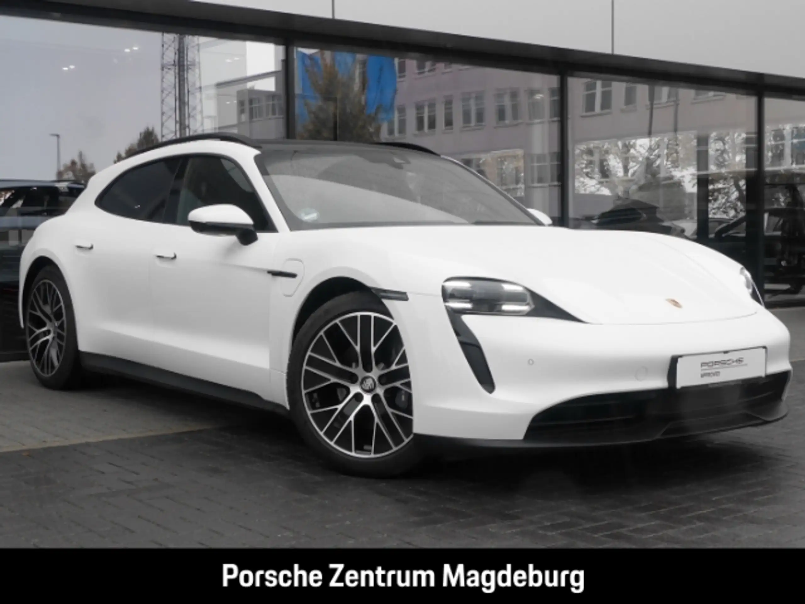 Porsche - Taycan