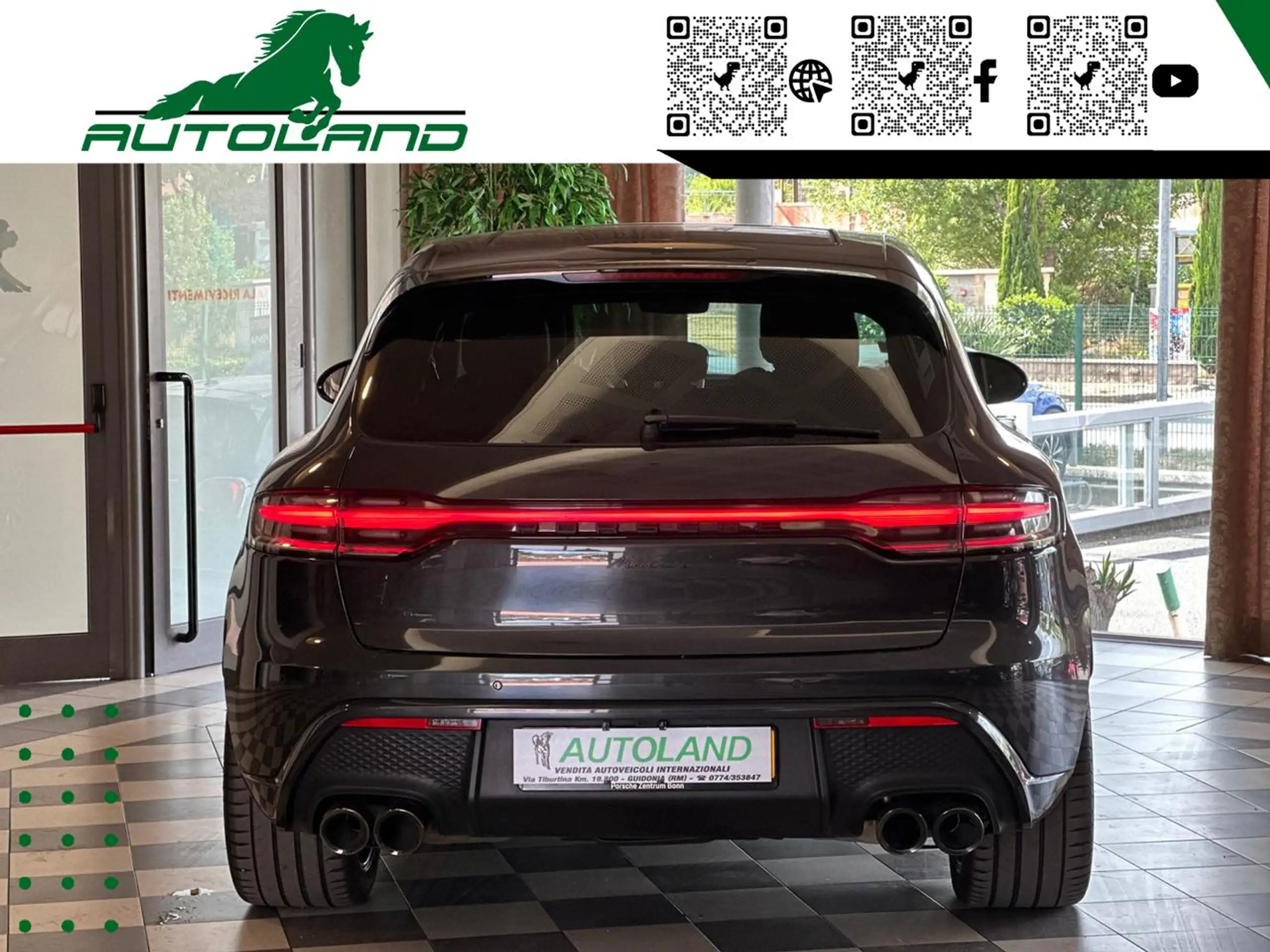 Porsche - Macan