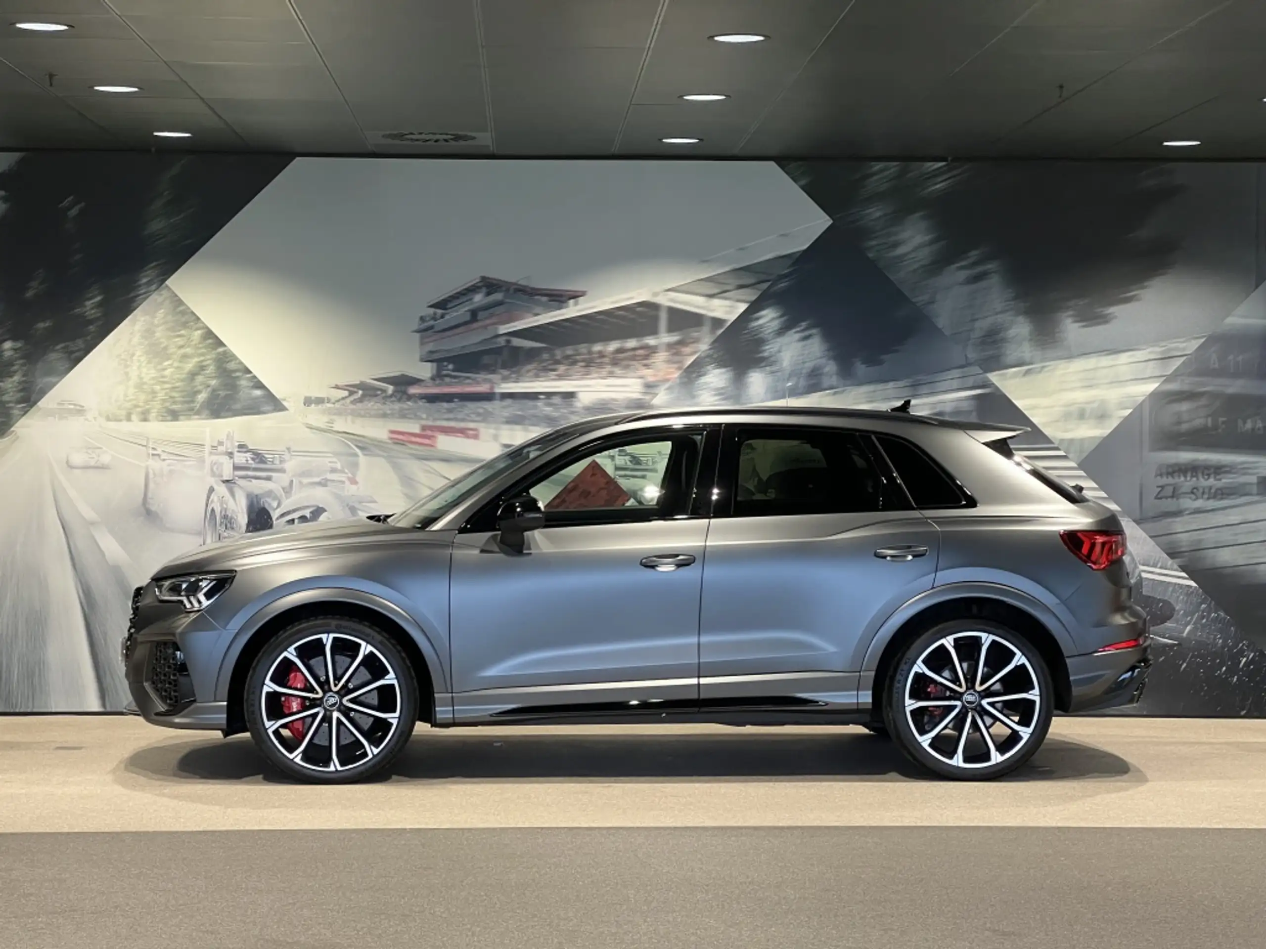 Audi - RS Q3