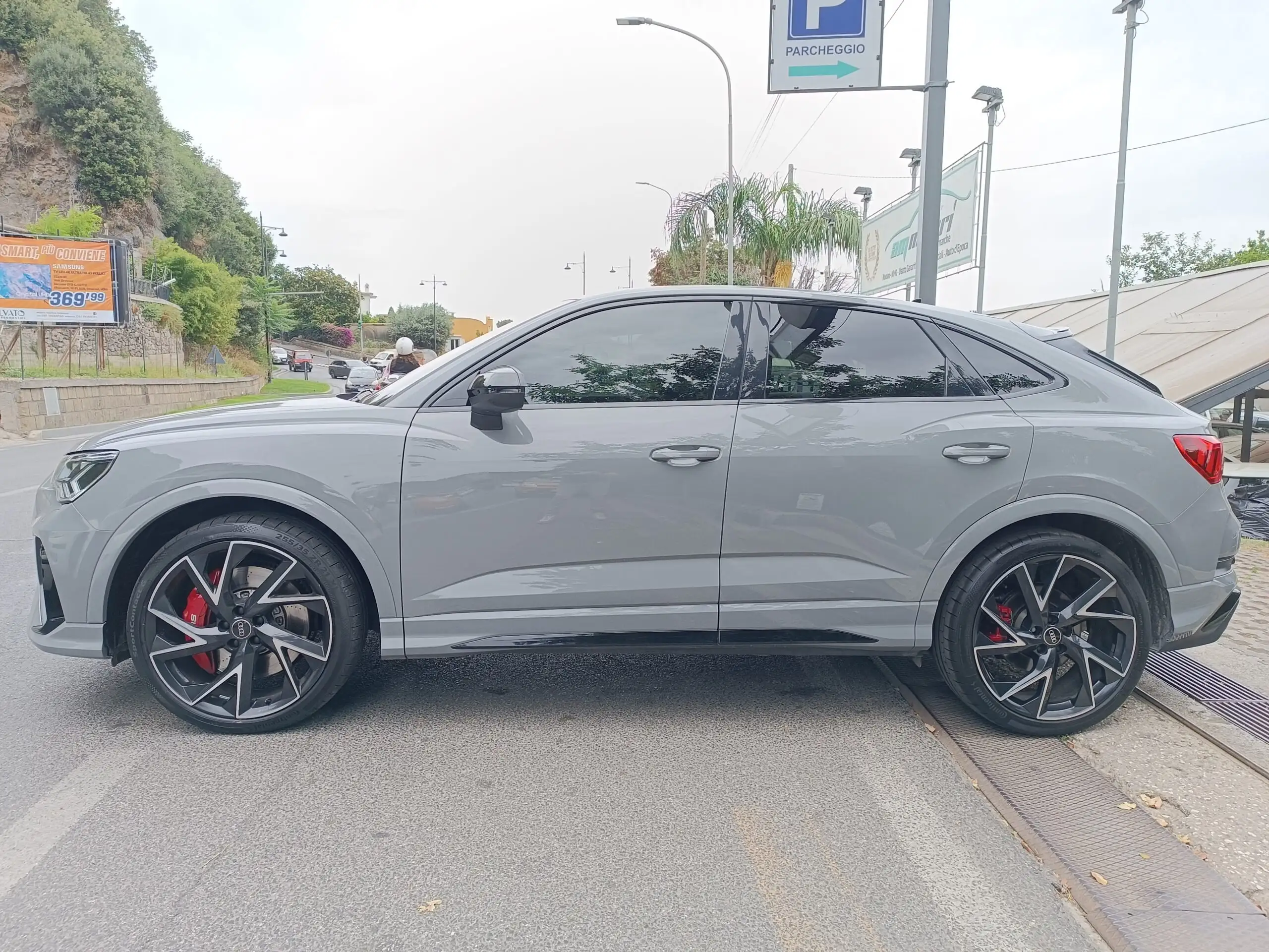 Audi - RS Q3