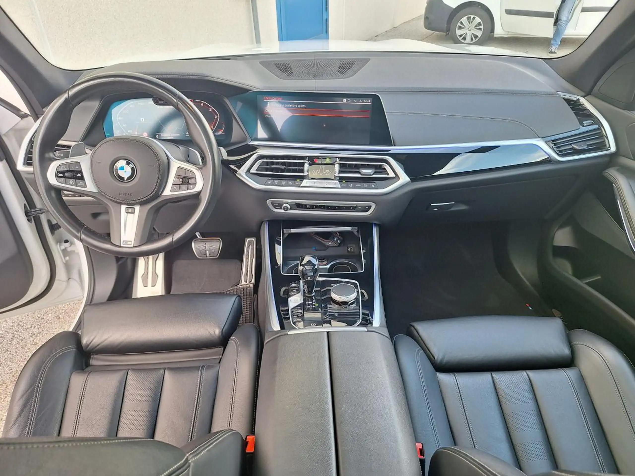 BMW - X5 M