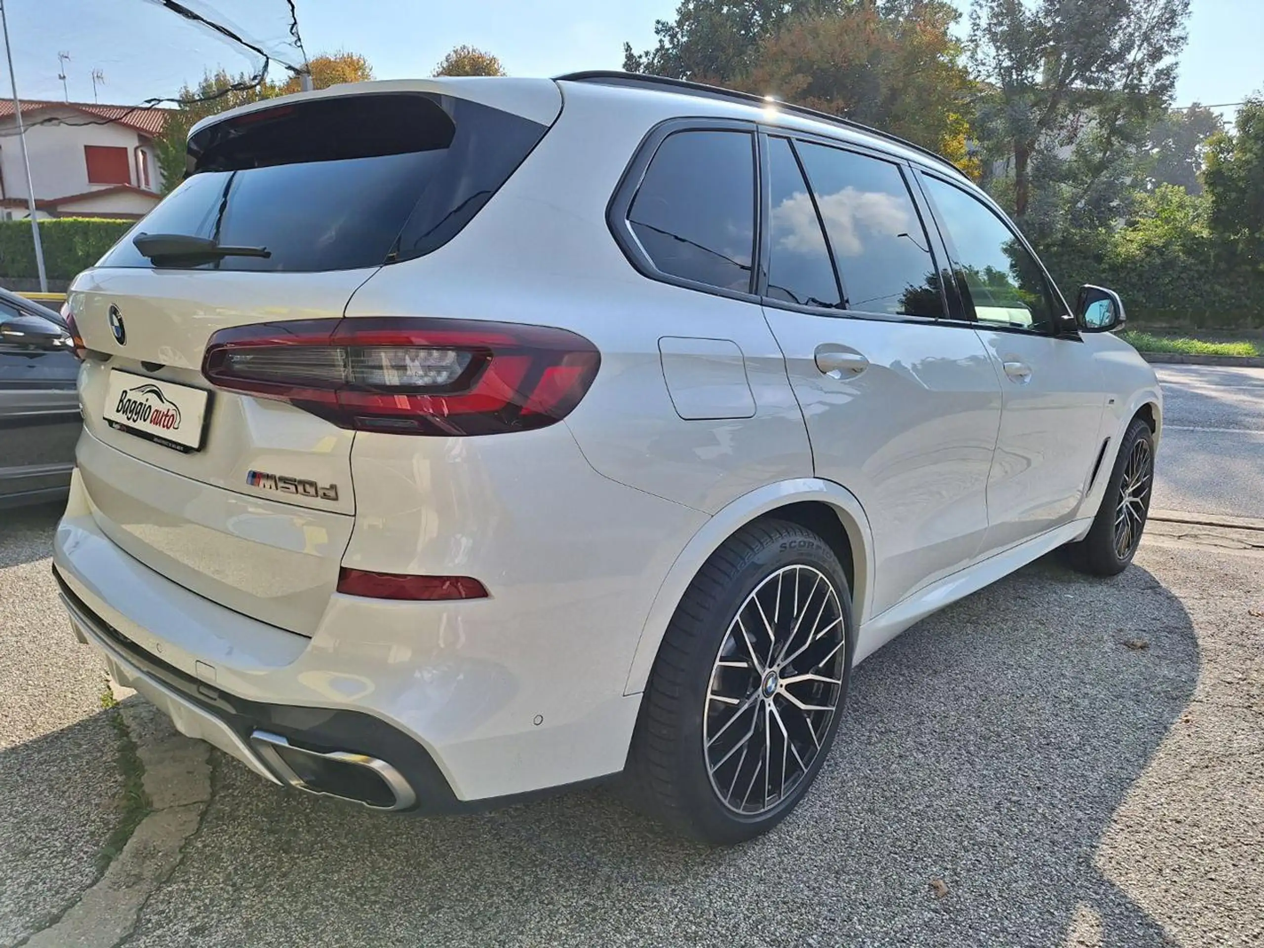 BMW - X5 M