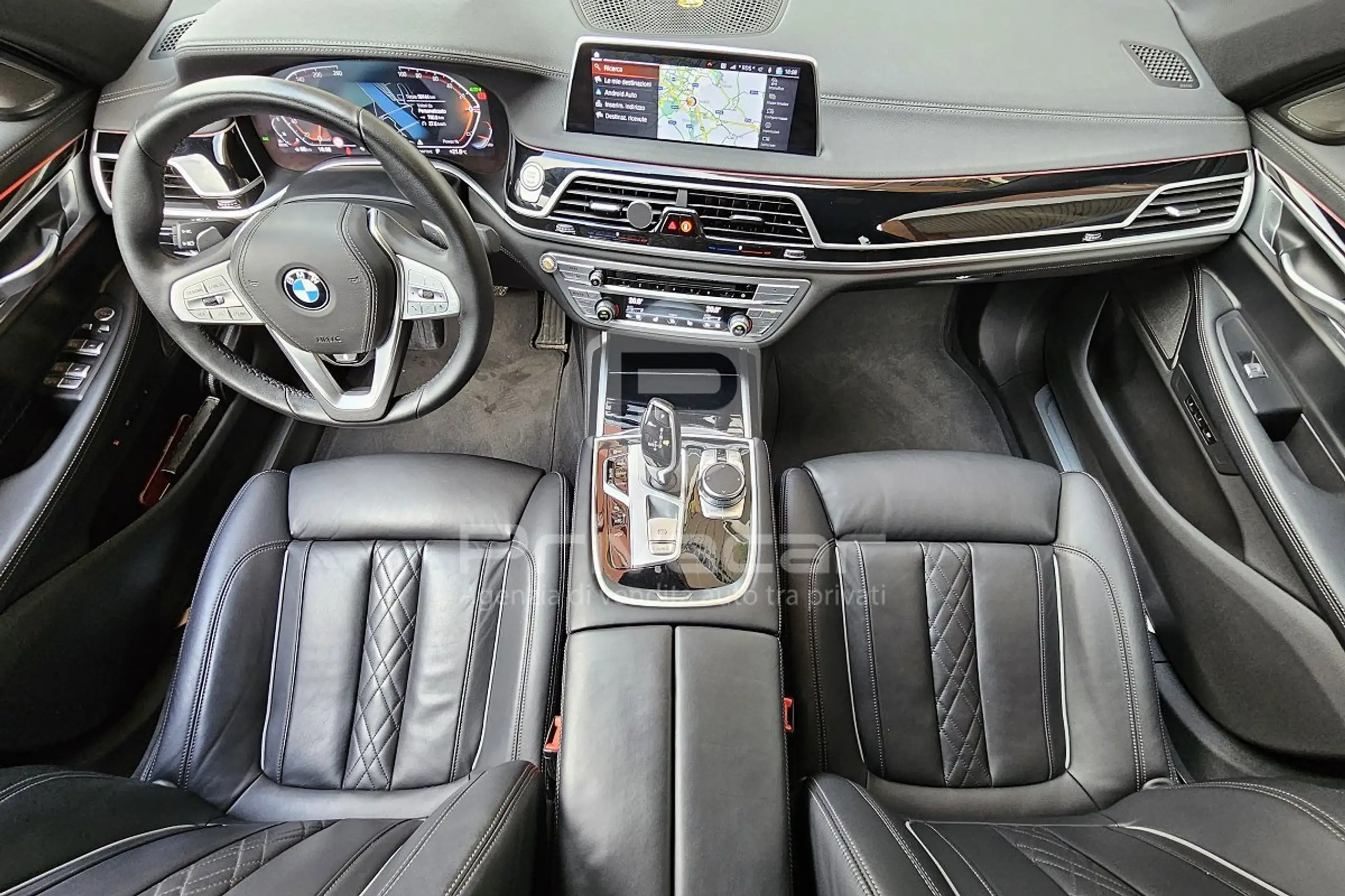 BMW - 730