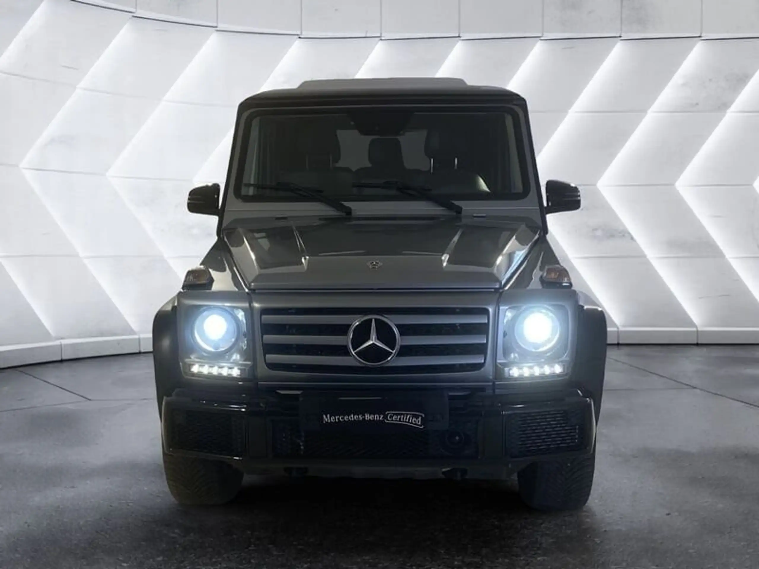 Mercedes-Benz - G 350