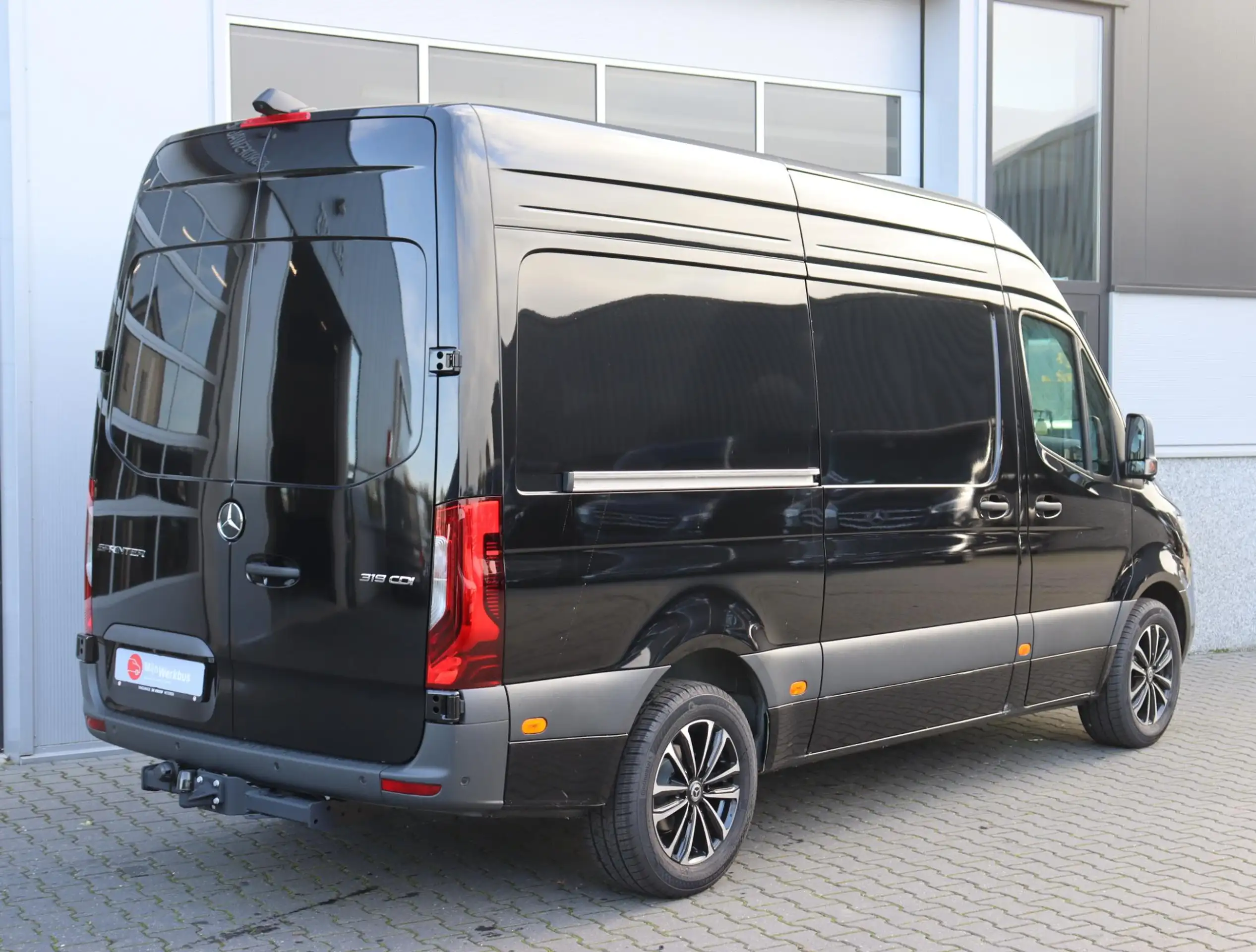 Mercedes-Benz - Sprinter