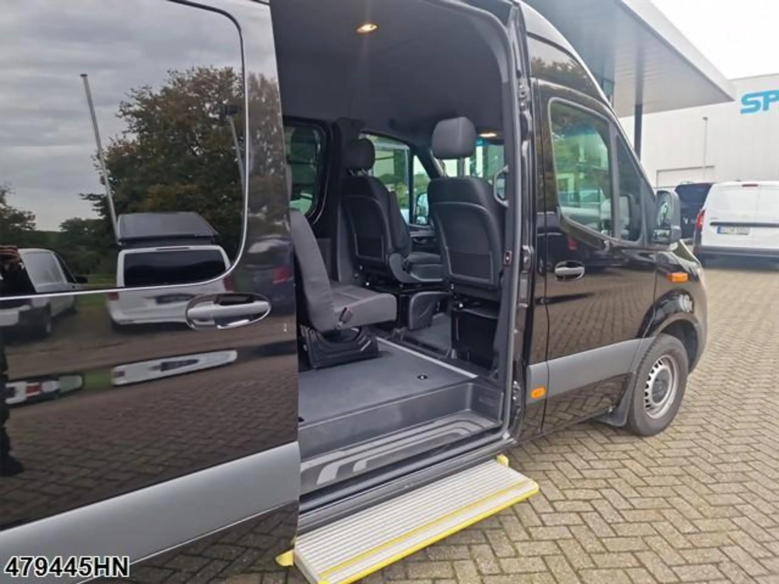 Mercedes-Benz - Sprinter