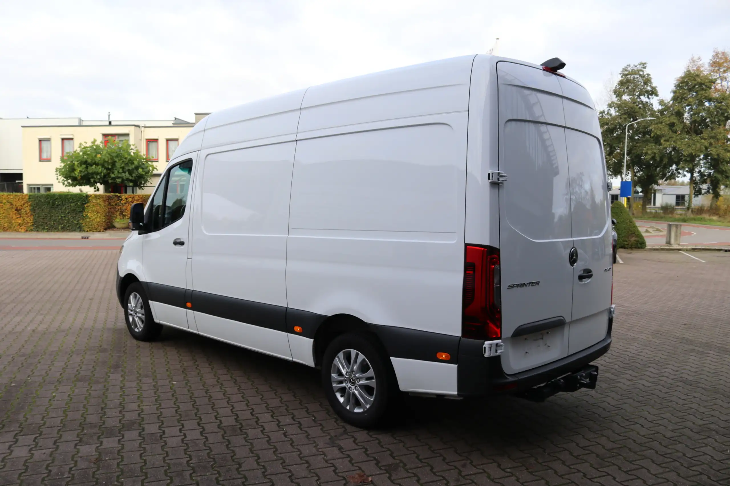 Mercedes-Benz - Sprinter