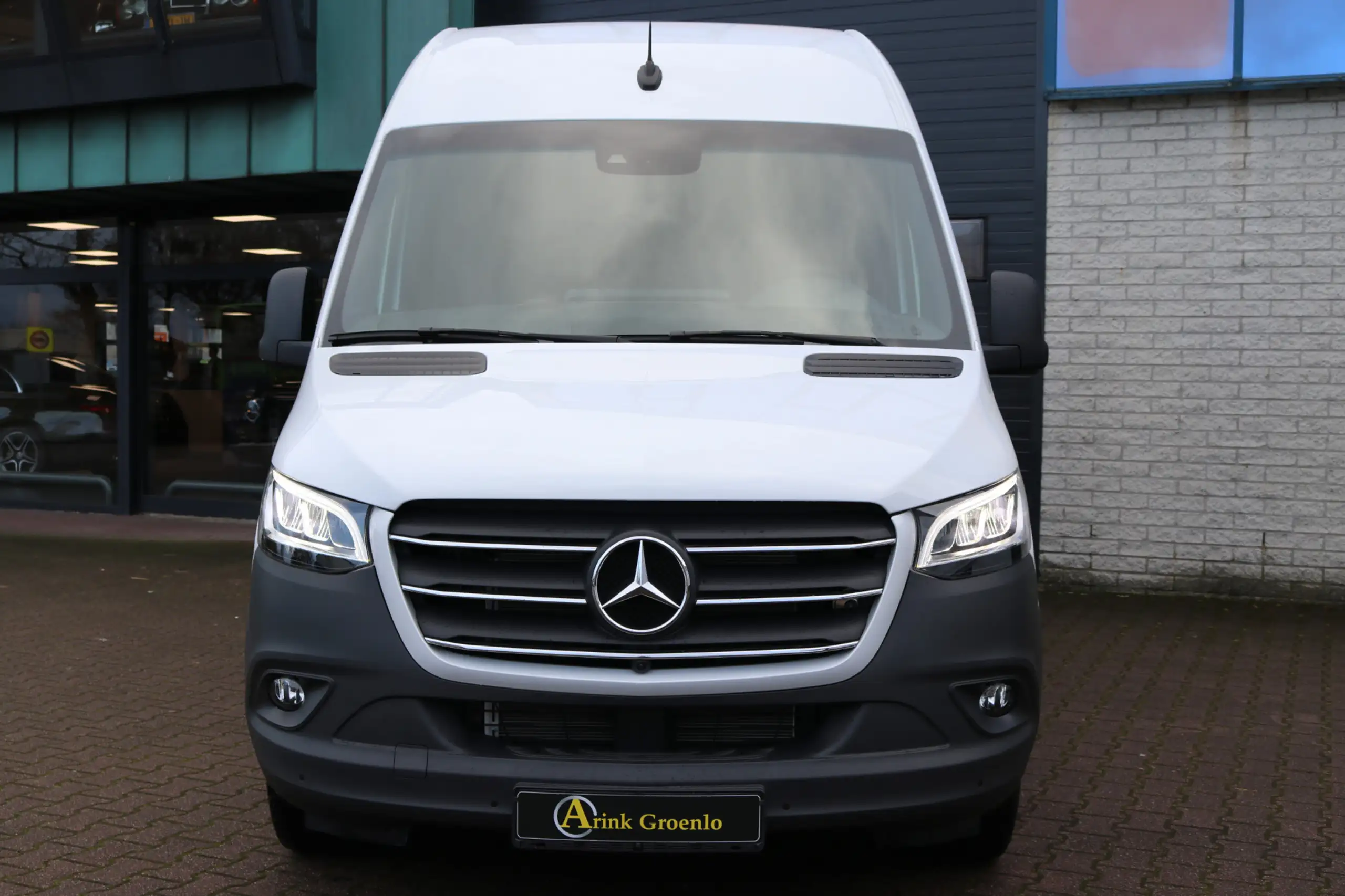 Mercedes-Benz - Sprinter