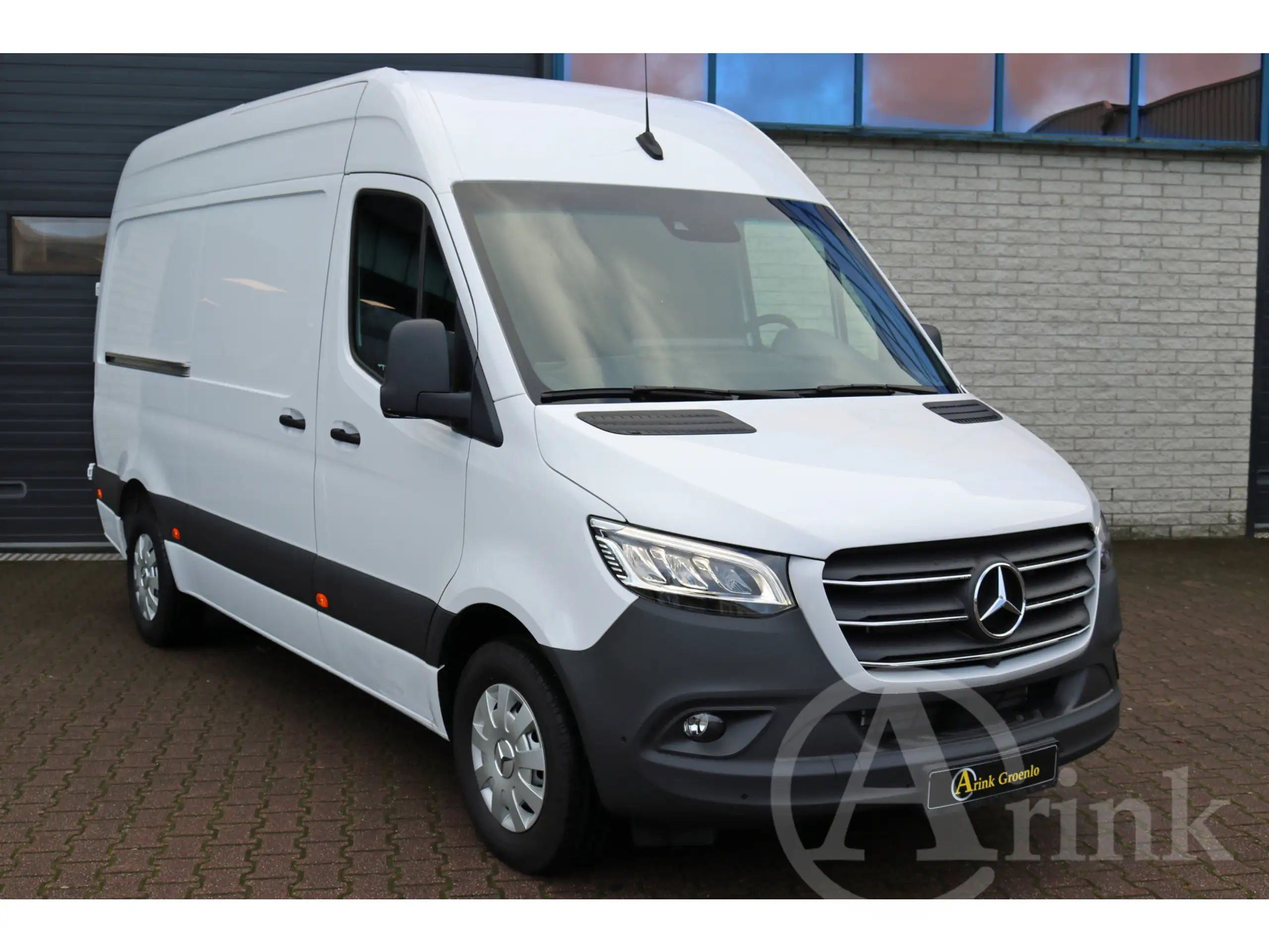 Mercedes-Benz - Sprinter