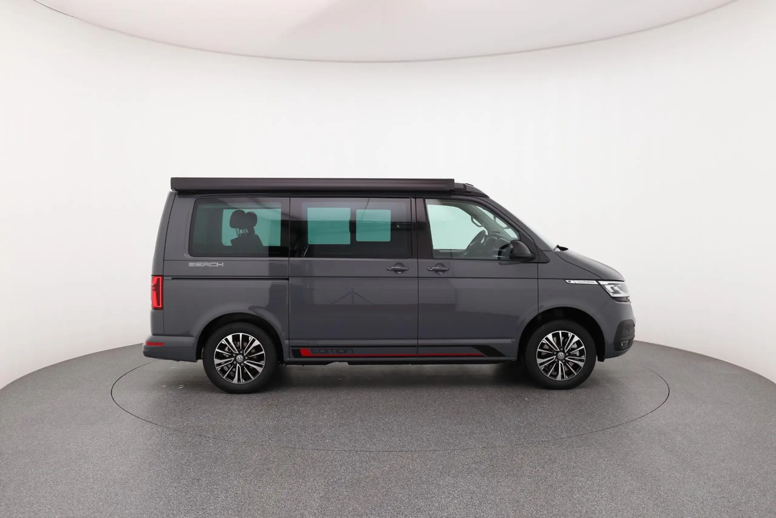 Volkswagen - T6.1 California