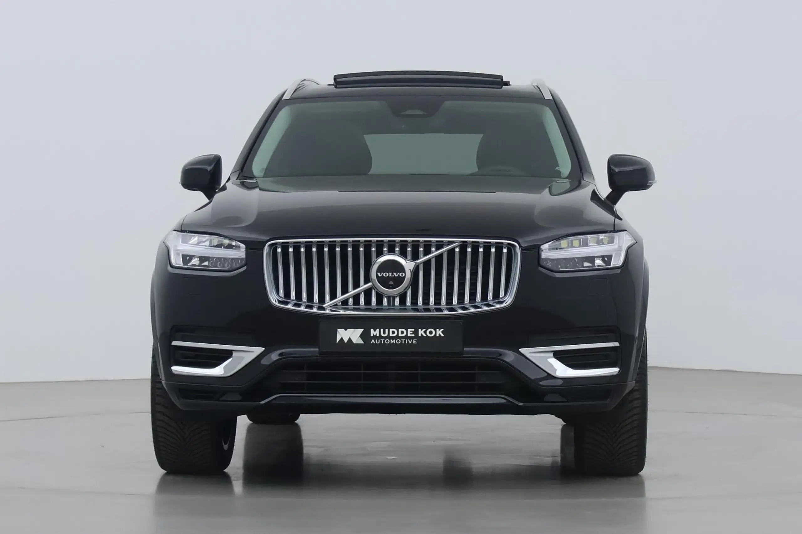 Volvo - XC90