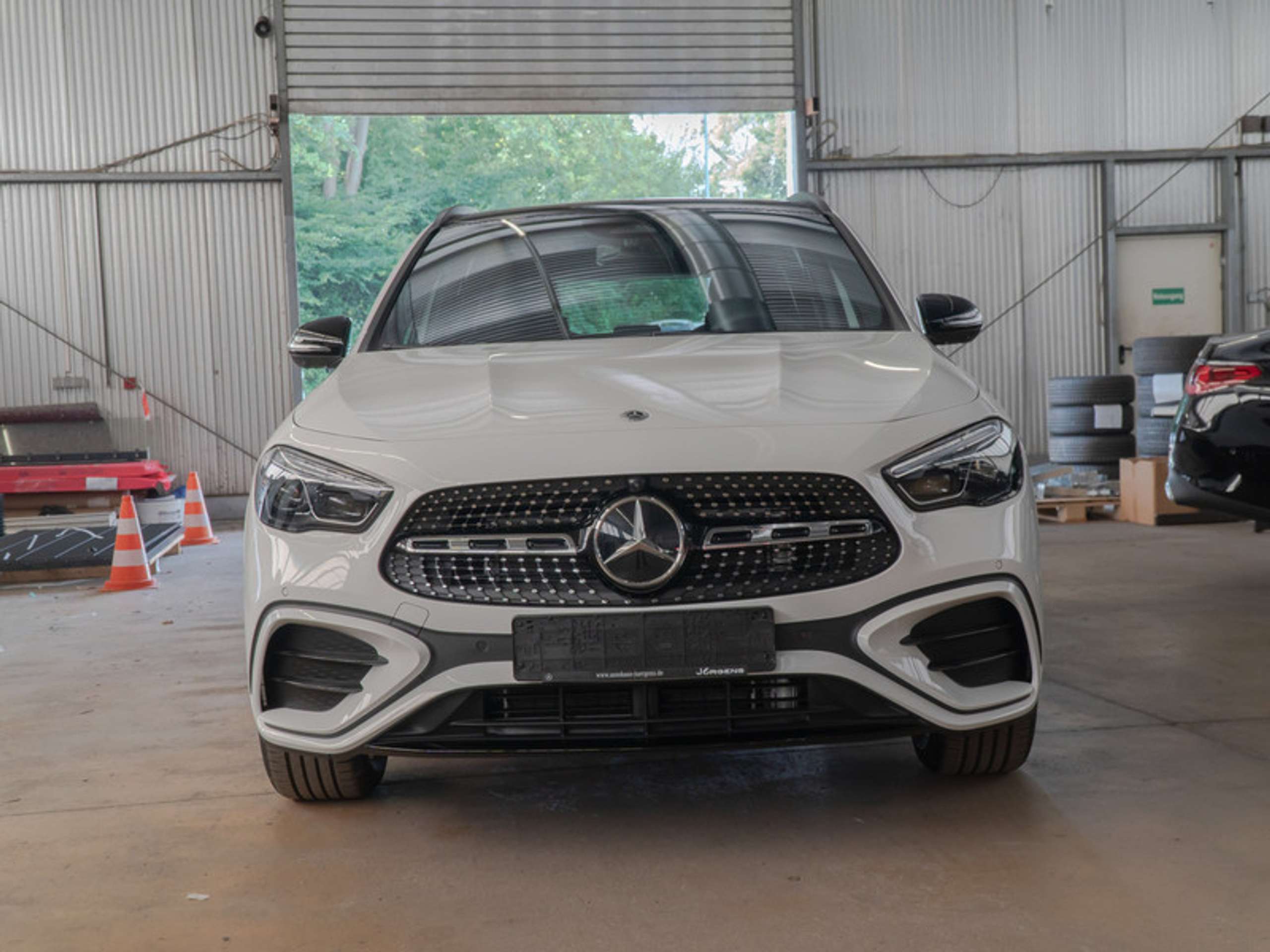 Mercedes-Benz - GLA 200