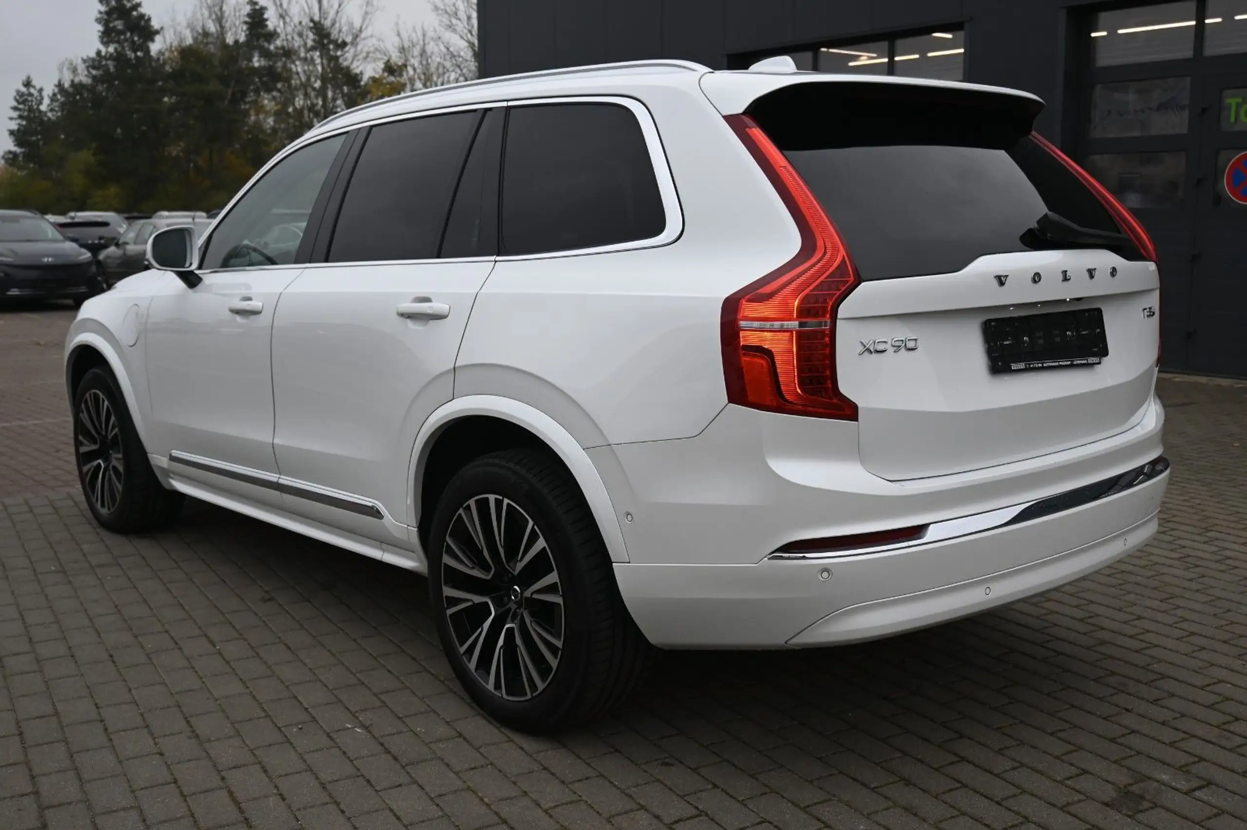 Volvo - XC90