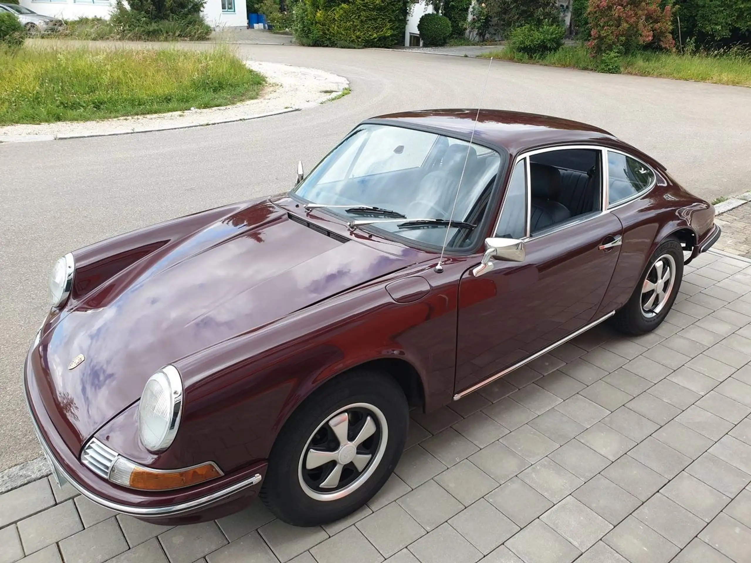 Porsche - 912