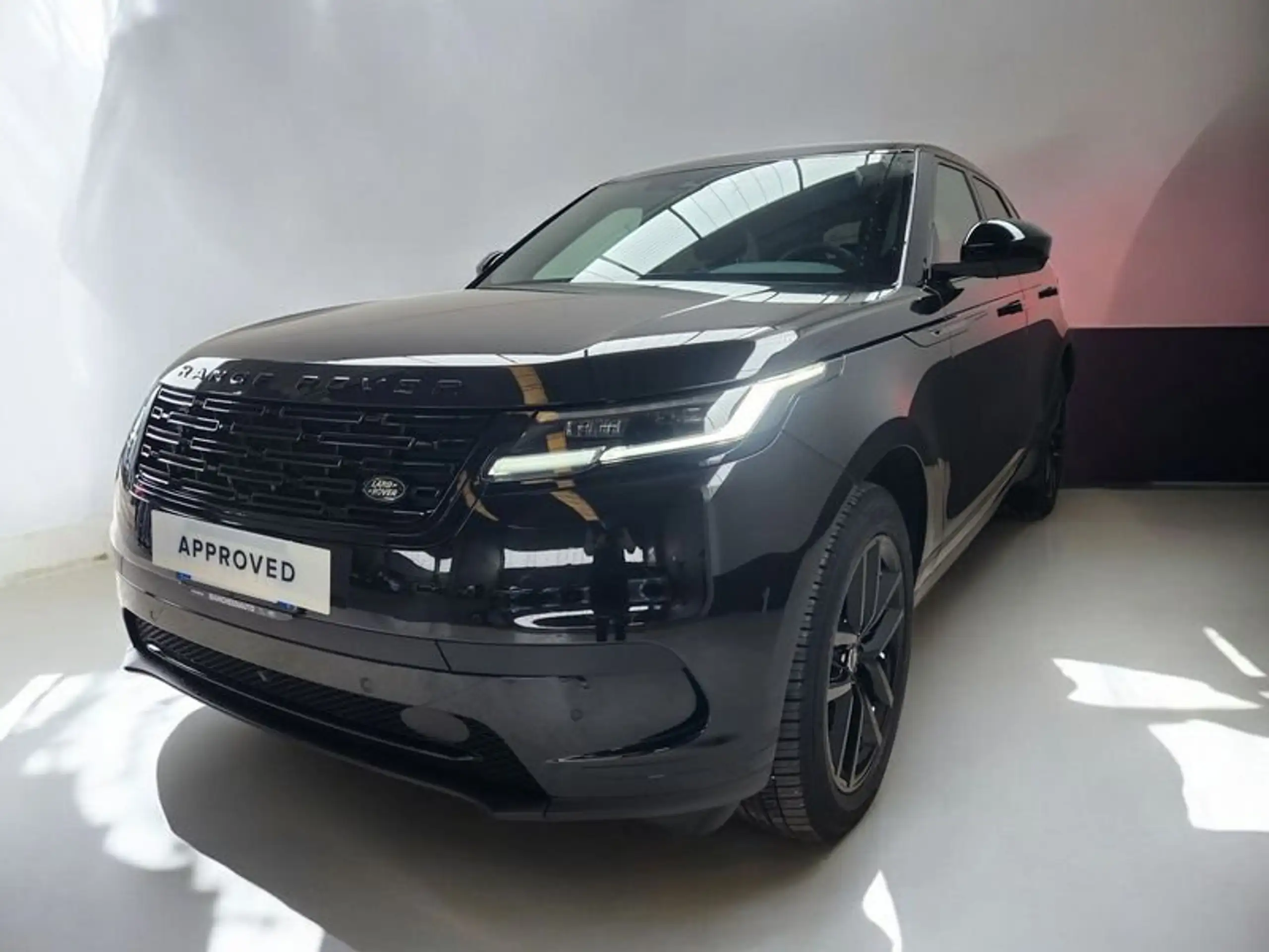 Land Rover - Range Rover Velar