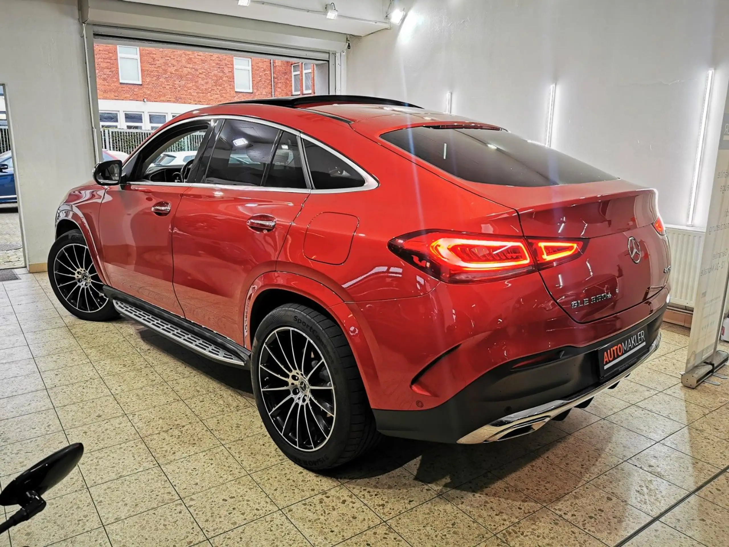 Mercedes-Benz - GLE 350