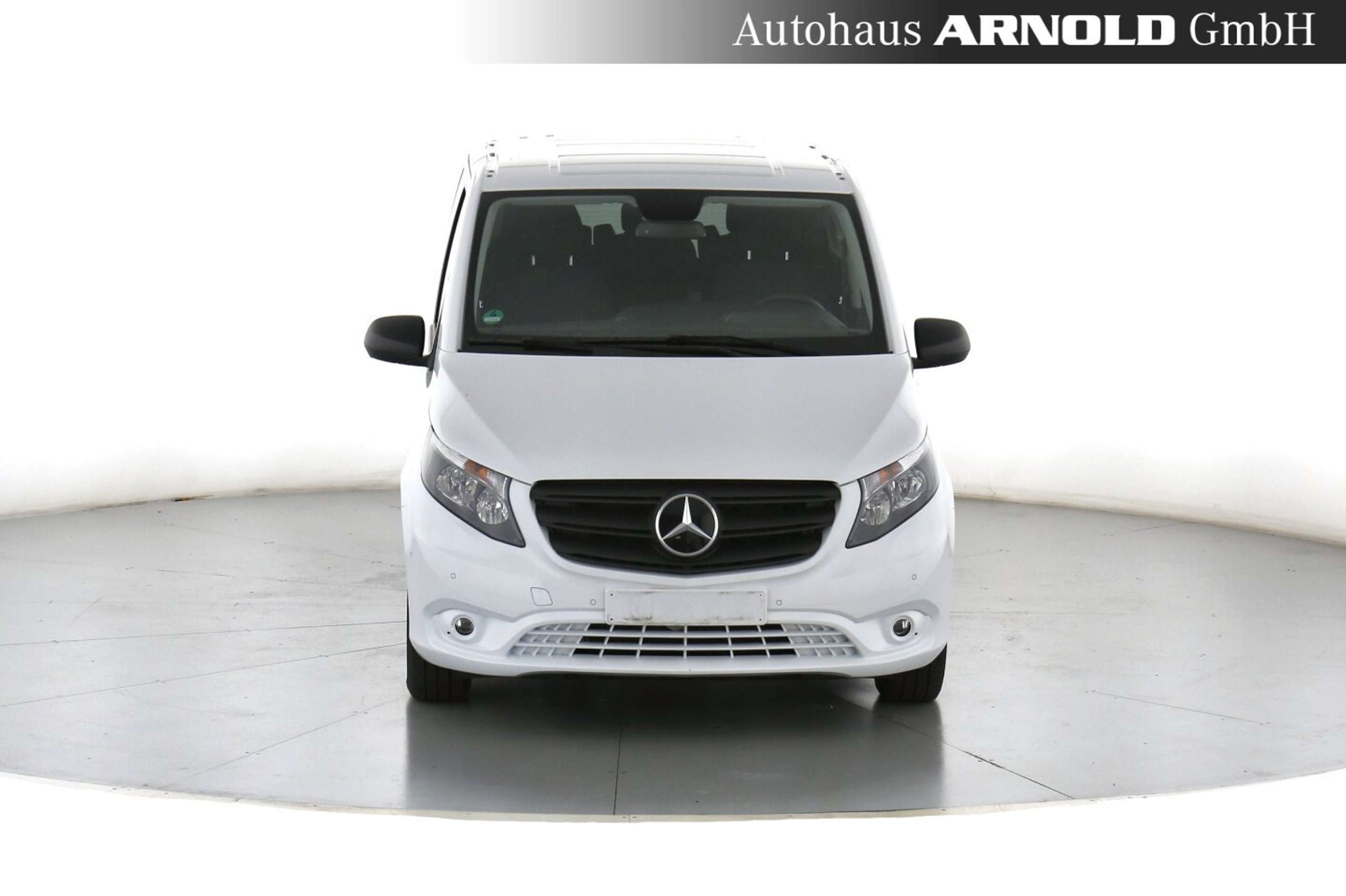 Mercedes-Benz - Vito