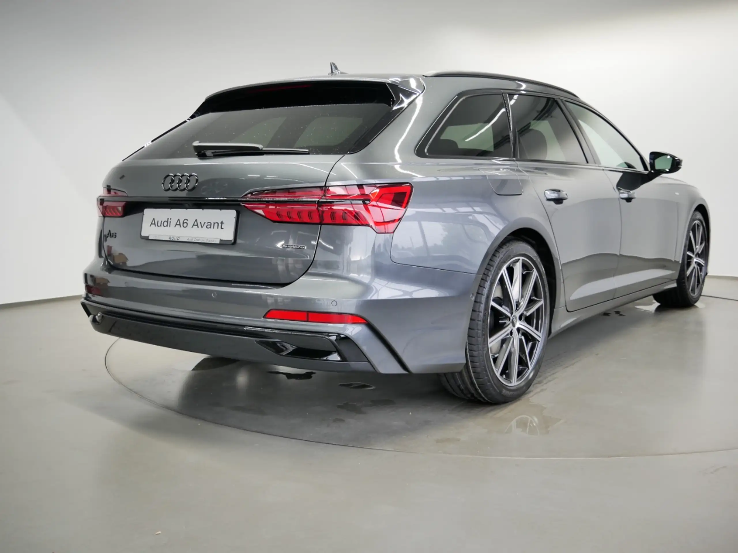 Audi - A6