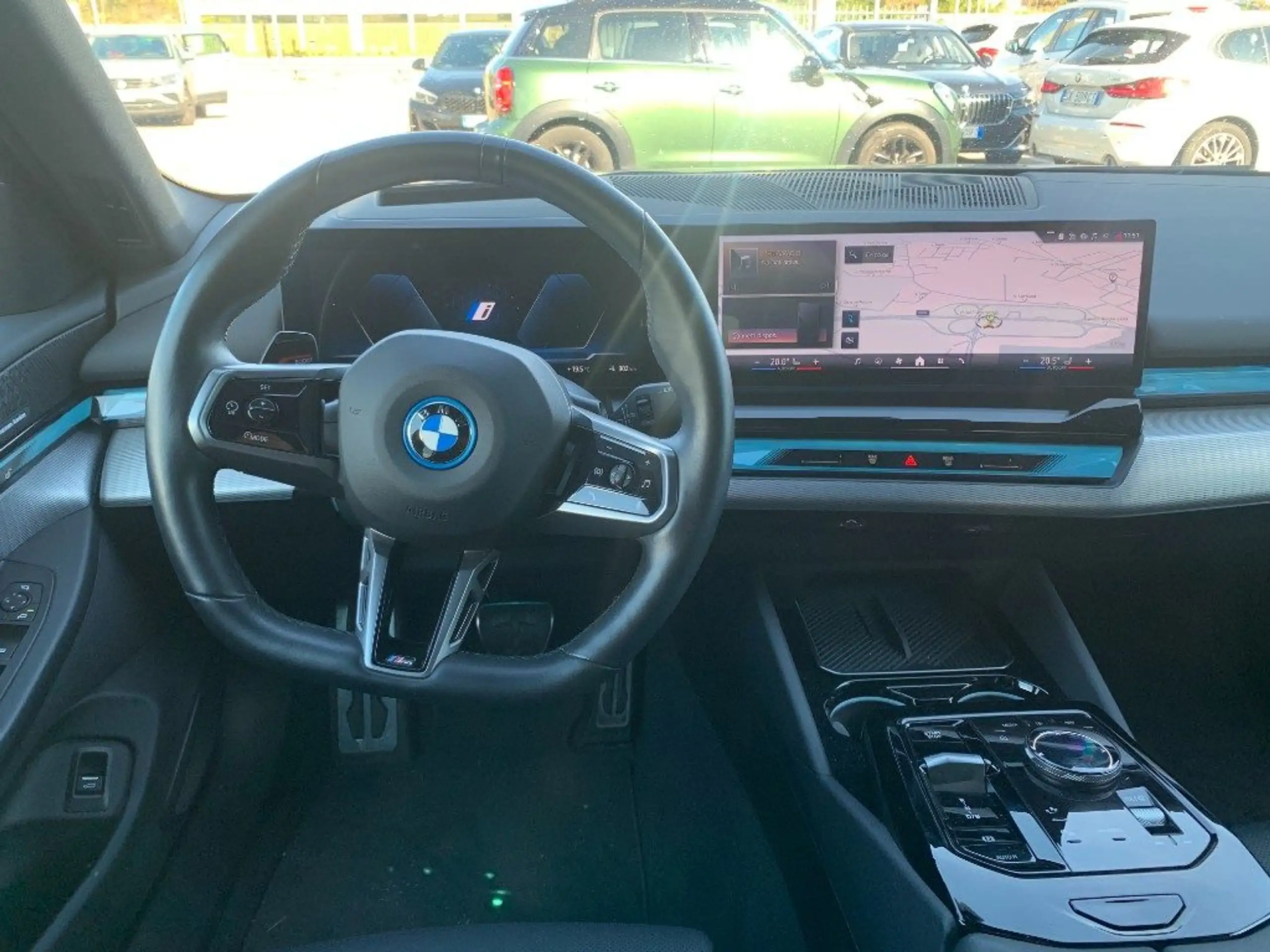 BMW - i5