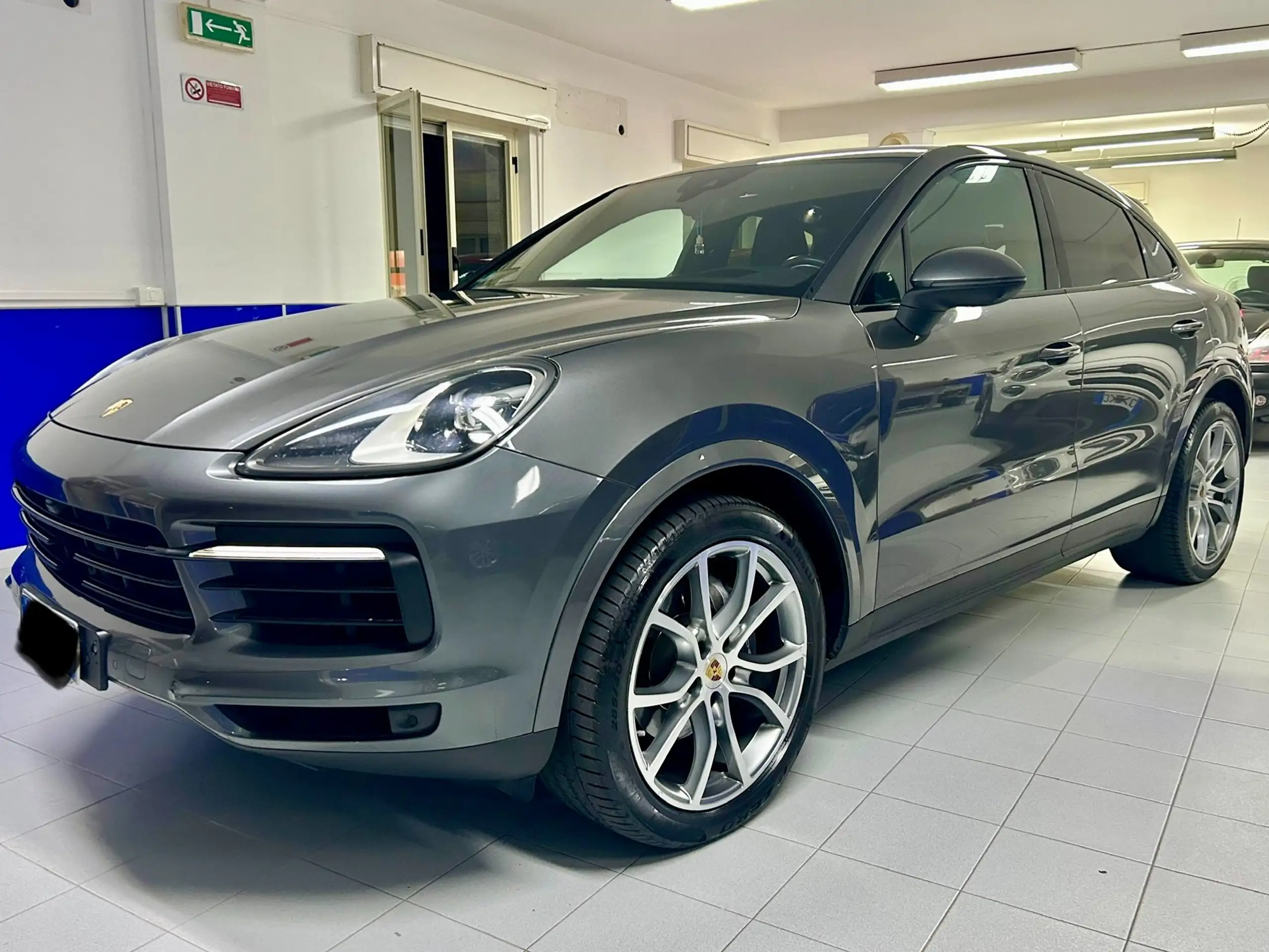 Porsche - Cayenne